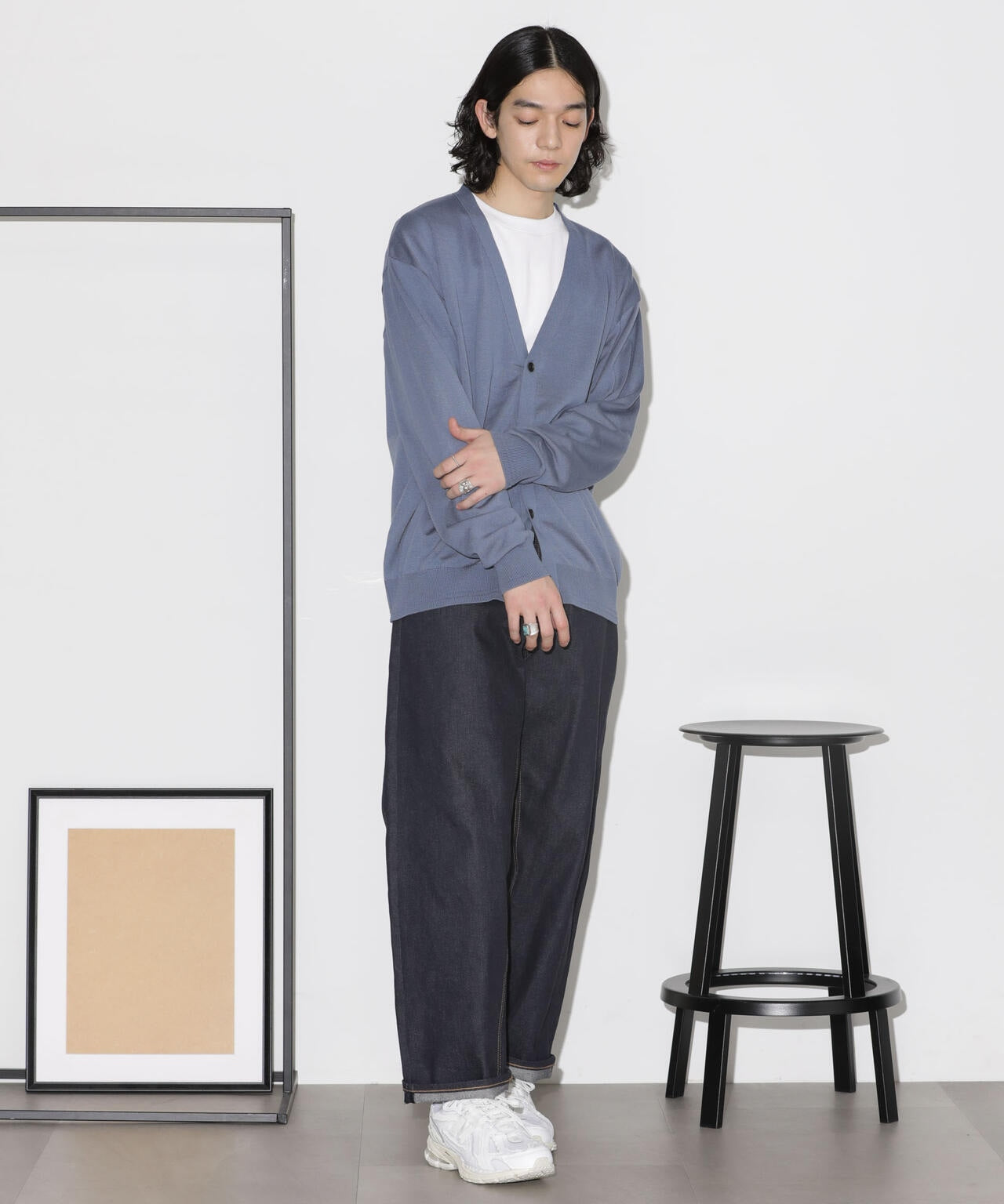 タフニット」Vネック カーディガン