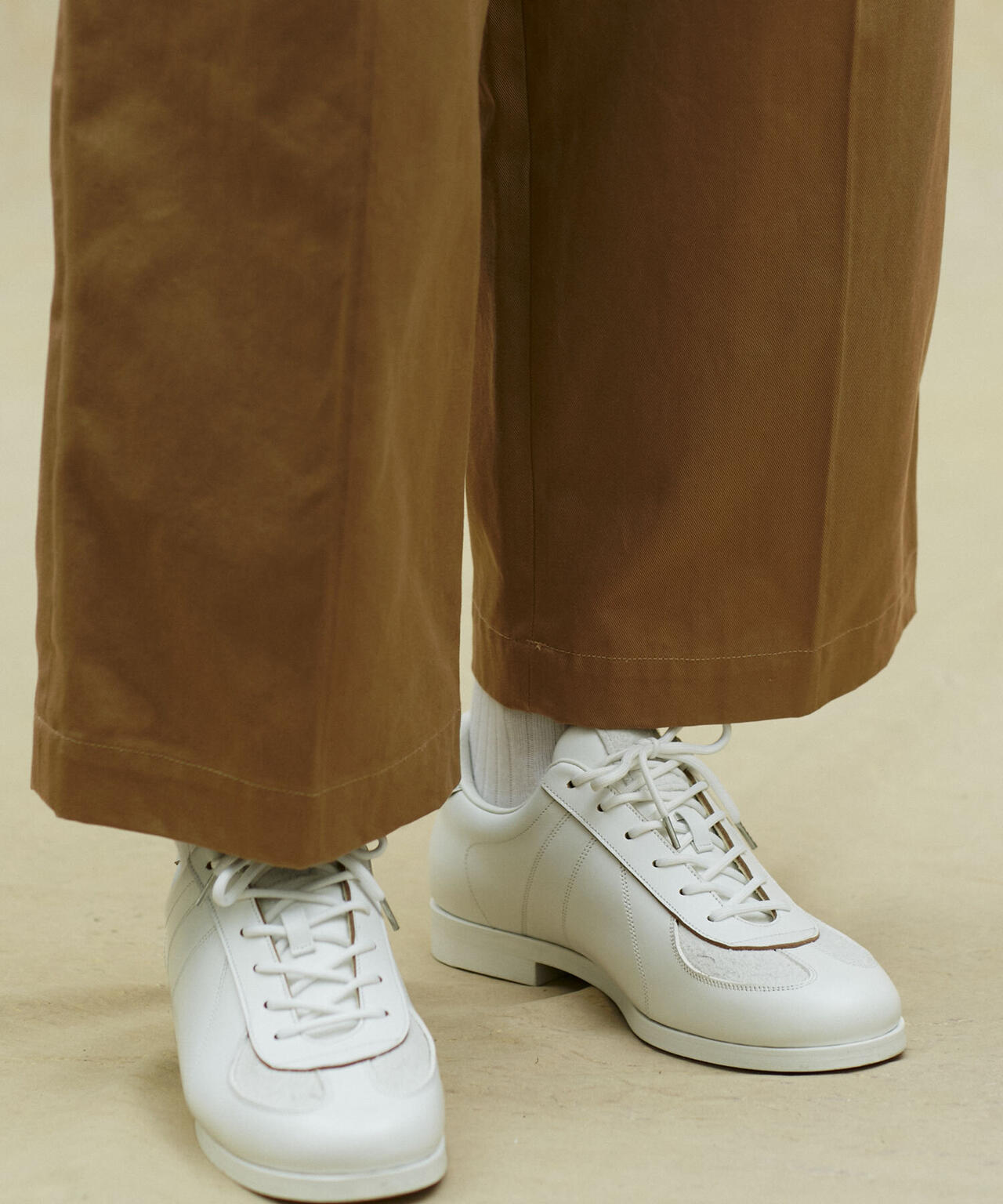 LB.02/バックシンチ付きワンタックワークパンツ 6682127258