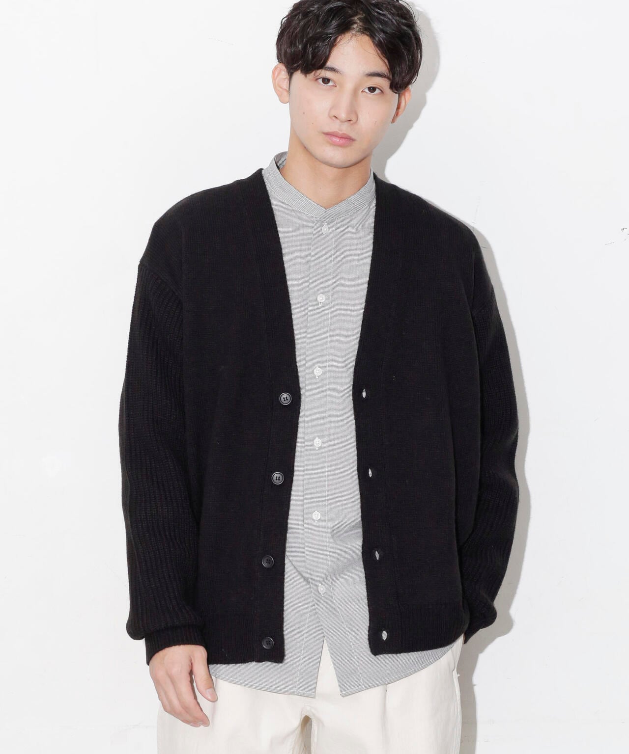 コンビゲージVネックカーディガン 6683222211