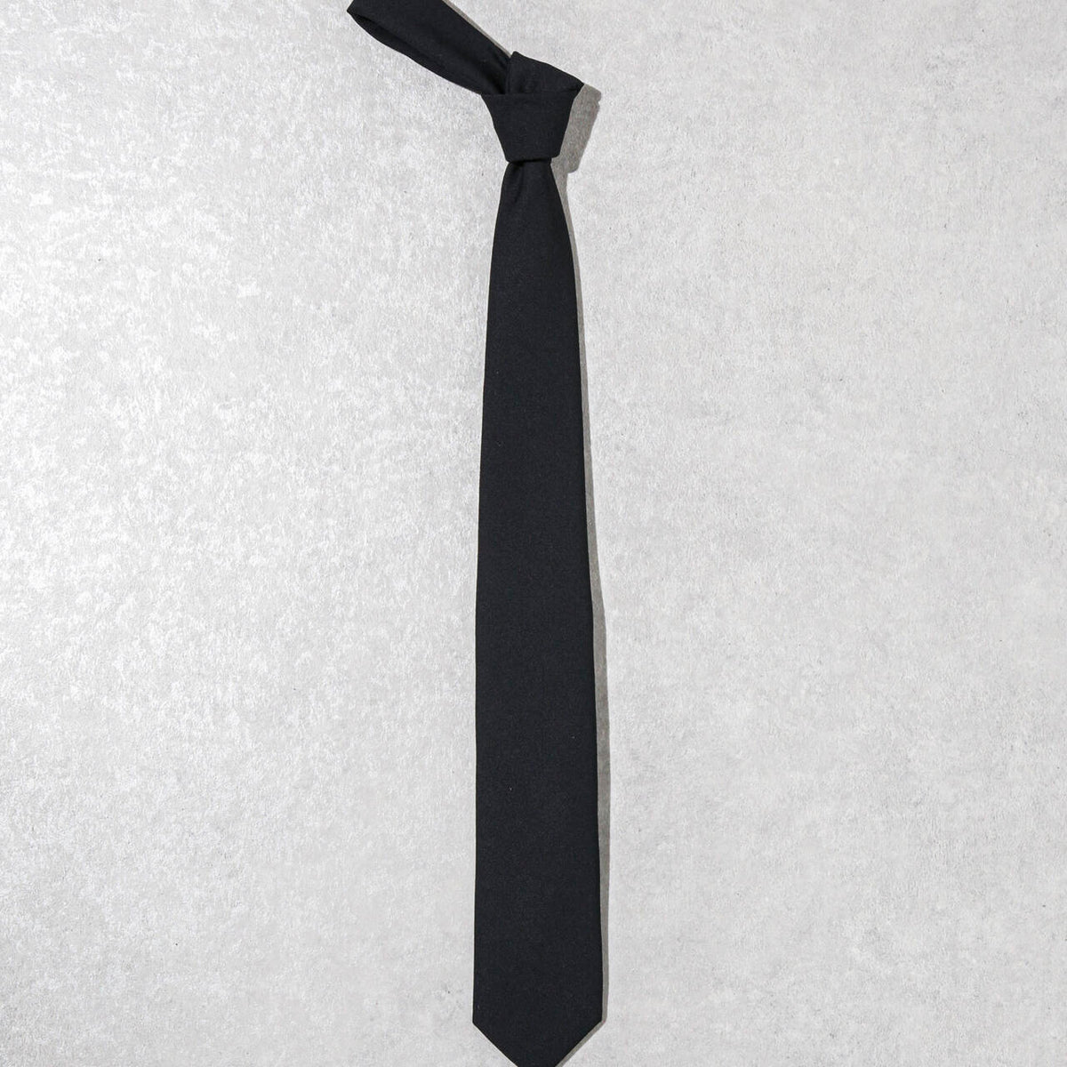 ESSENTIAL LINE THE TAYLOR｣TWソリッドネクタイ