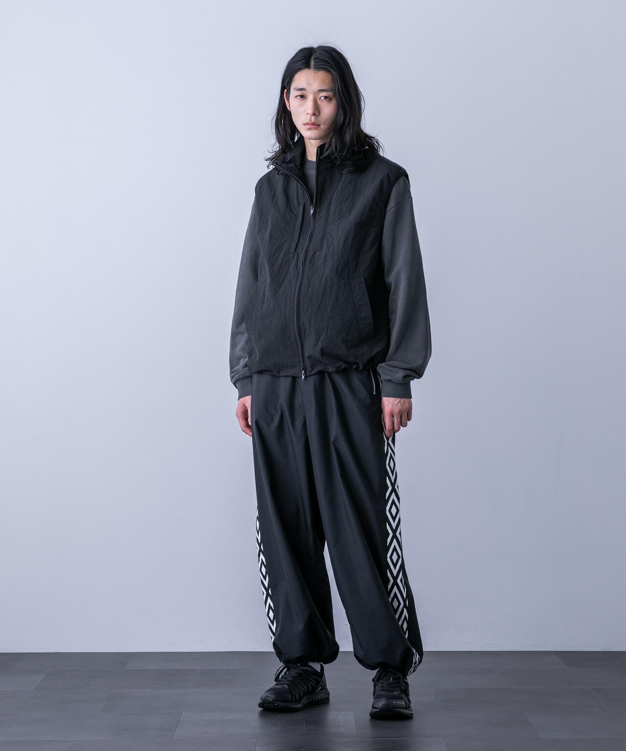 「HOTEL PALACE（オテルパラス）」UMBROトラックパンツ 6684127215