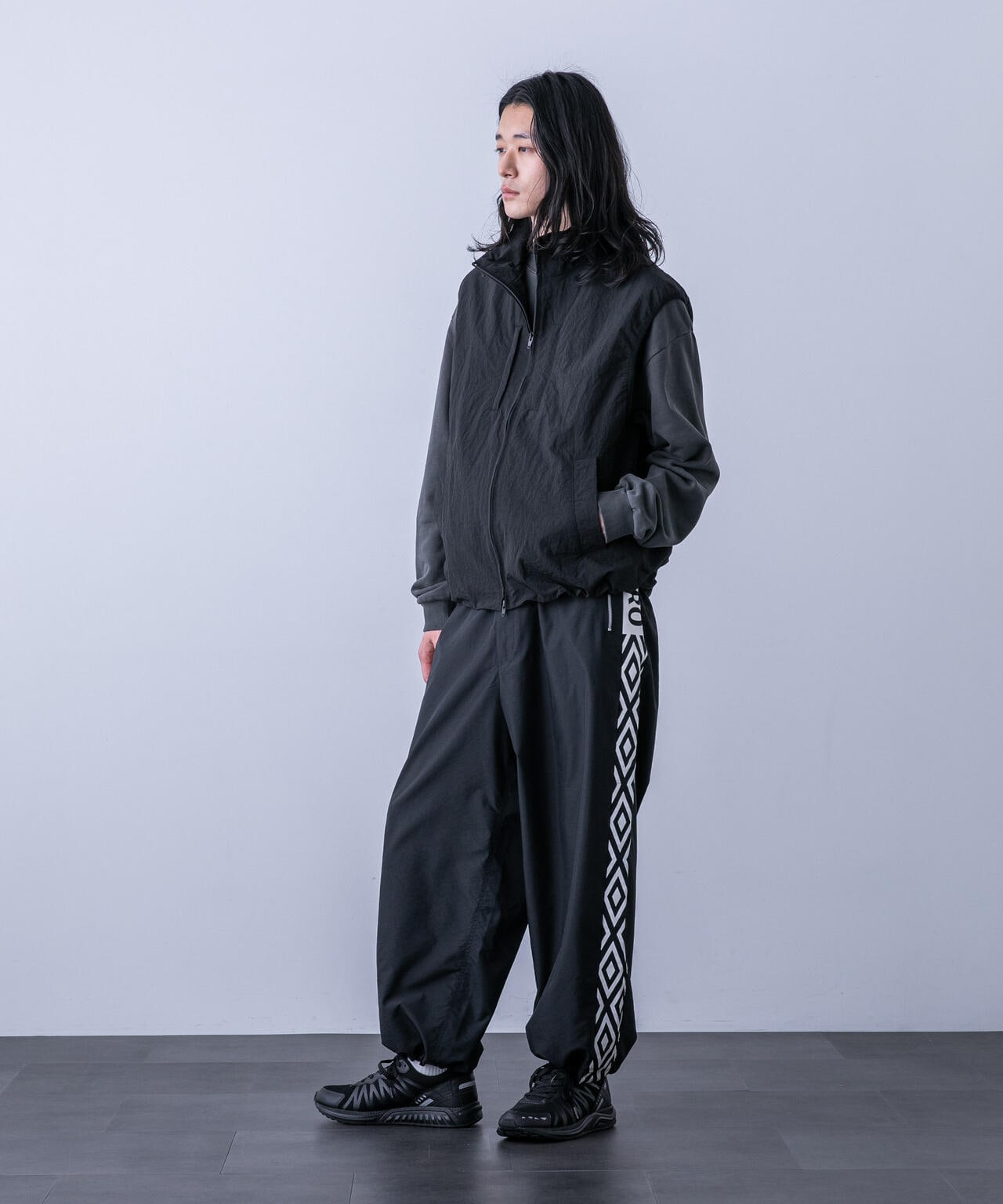 「HOTEL PALACE（オテルパラス）」UMBROトラックパンツ 6684127215