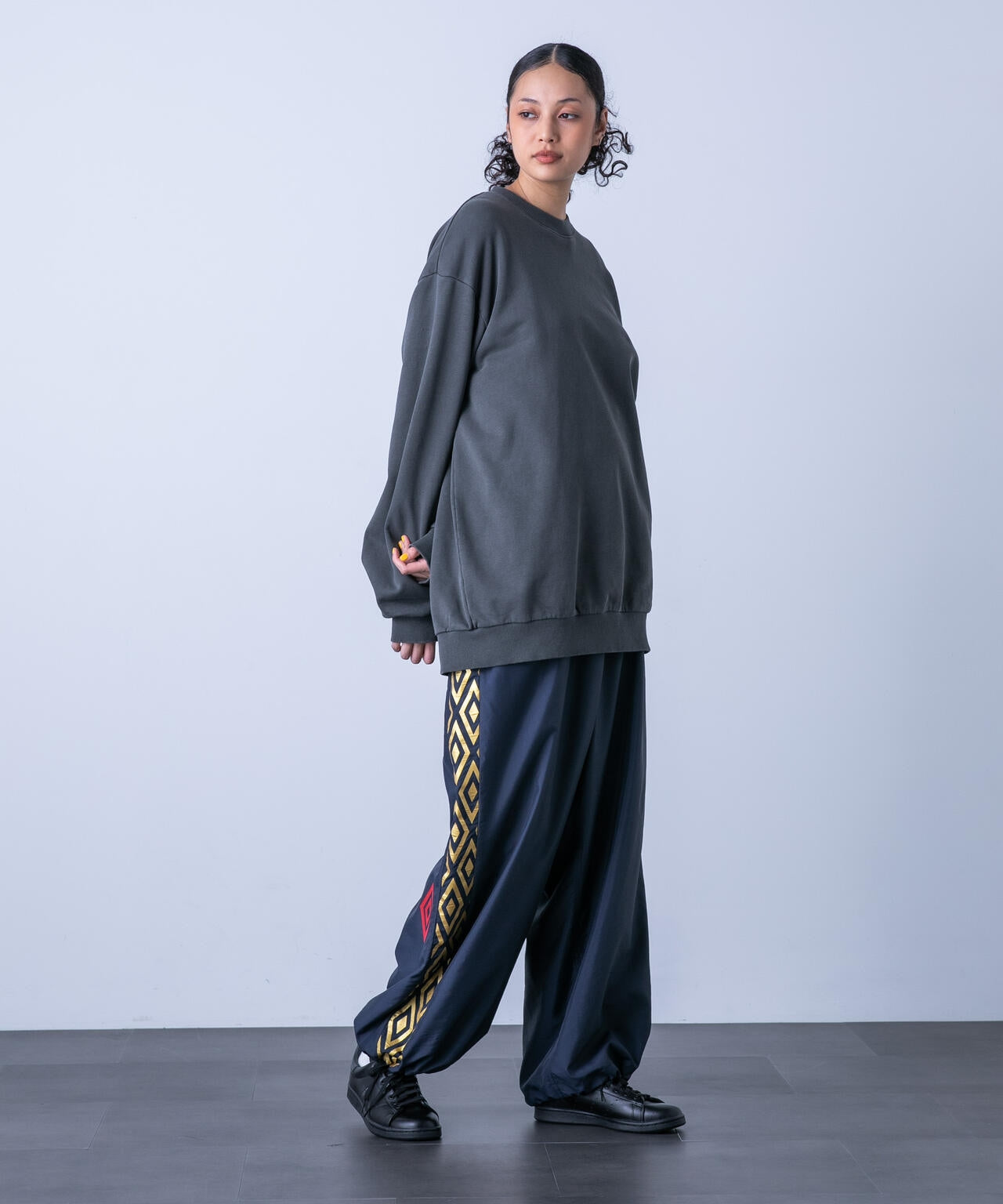 「HOTEL PALACE（オテルパラス）」UMBROトラックパンツ 6684127215