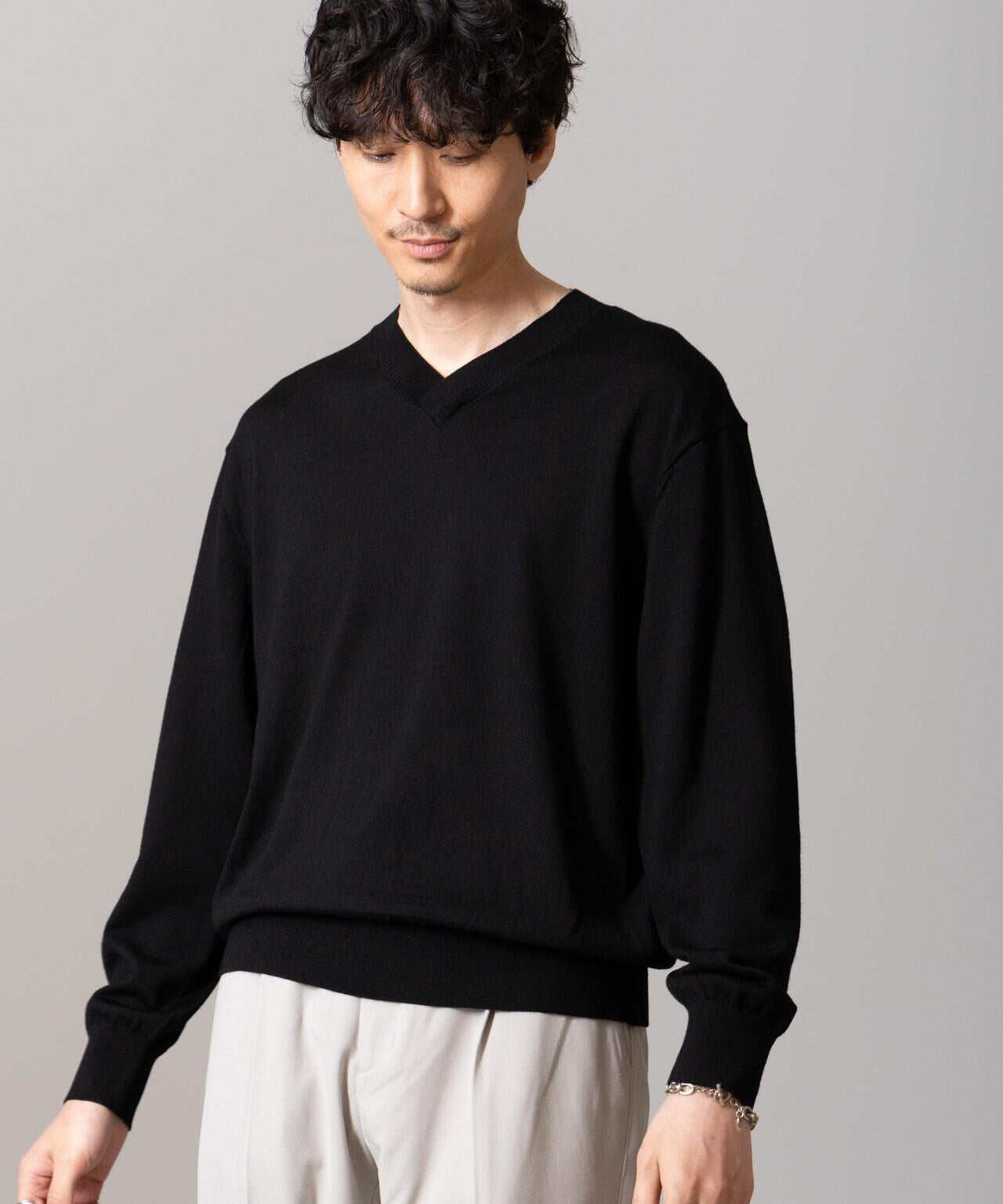 ssstein/EXTRA FINE WOOL KNIT DEEP V NECK LS 