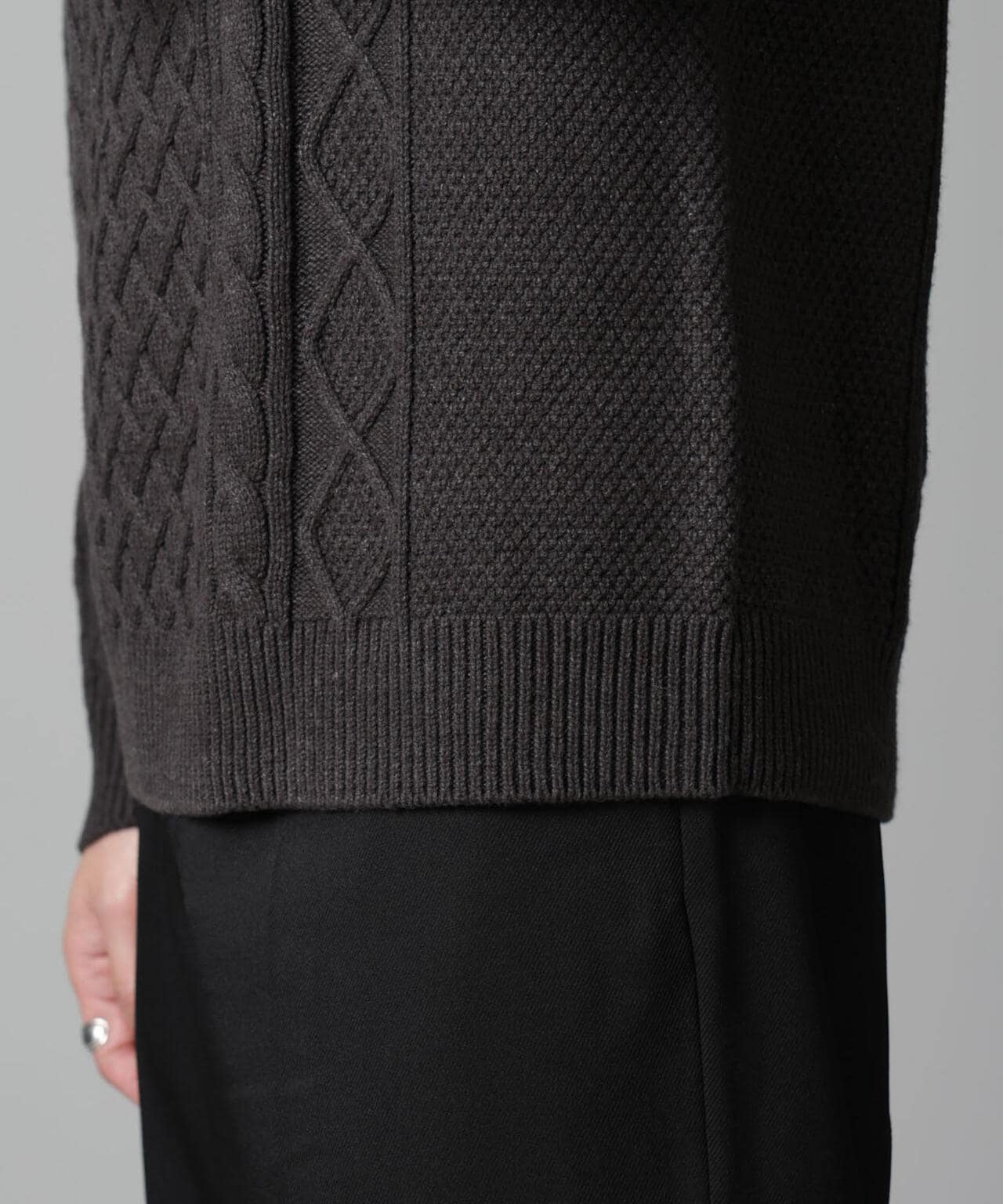 コットンバルキーケーブルニット 6684222256