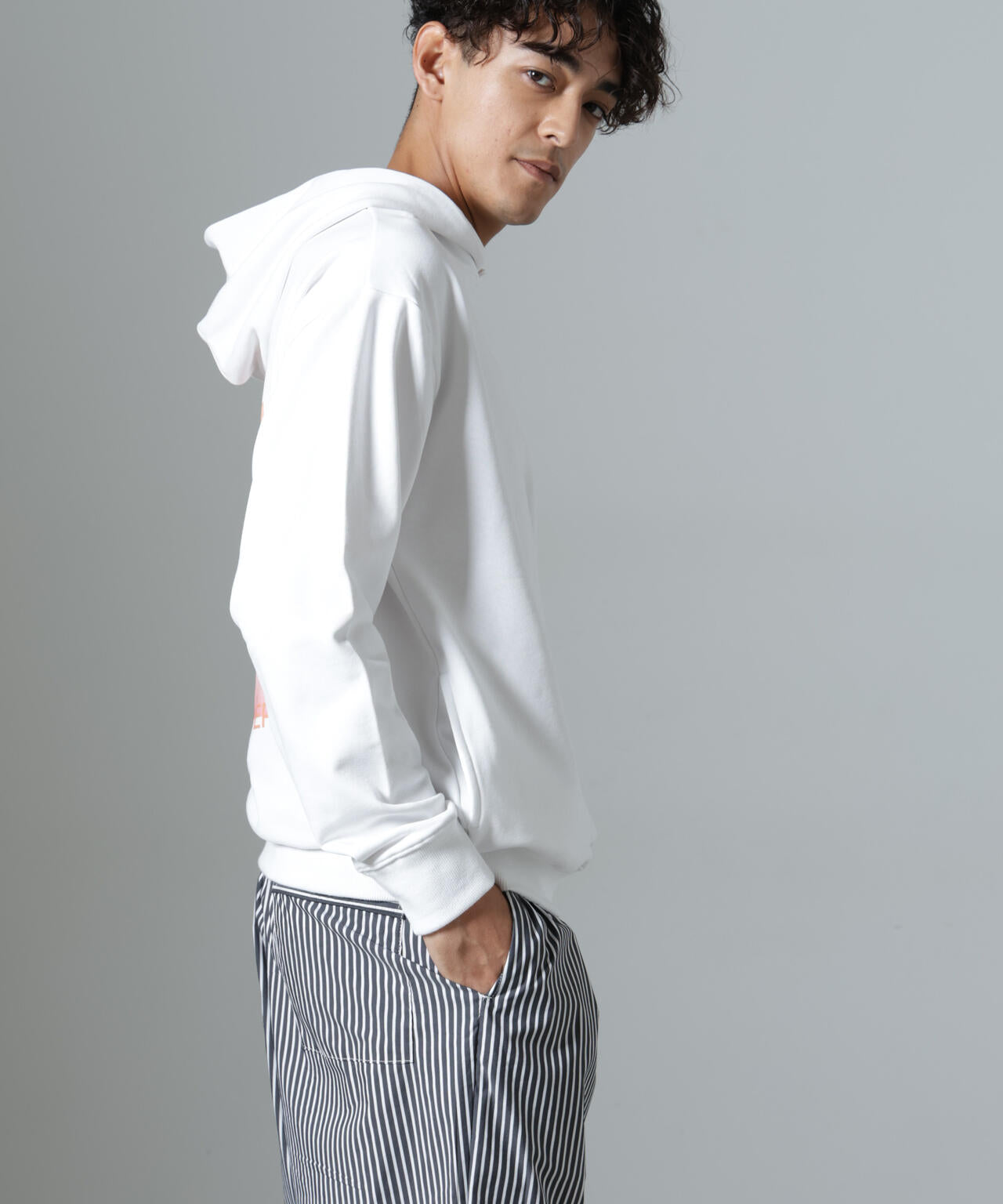 ｢NJ/CLUB｣PARKSTOCK プリントスウェットパーカー 6684223228