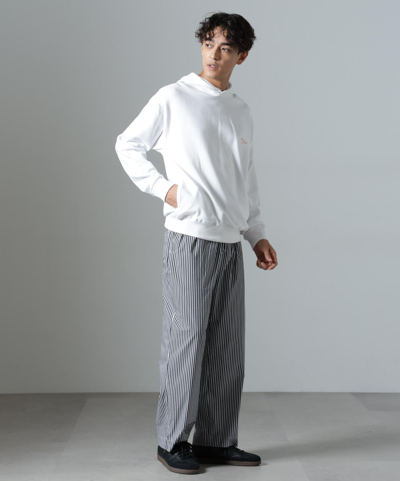 ｢NJ/CLUB｣PARKSTOCK プリントスウェットパーカー 6684223228