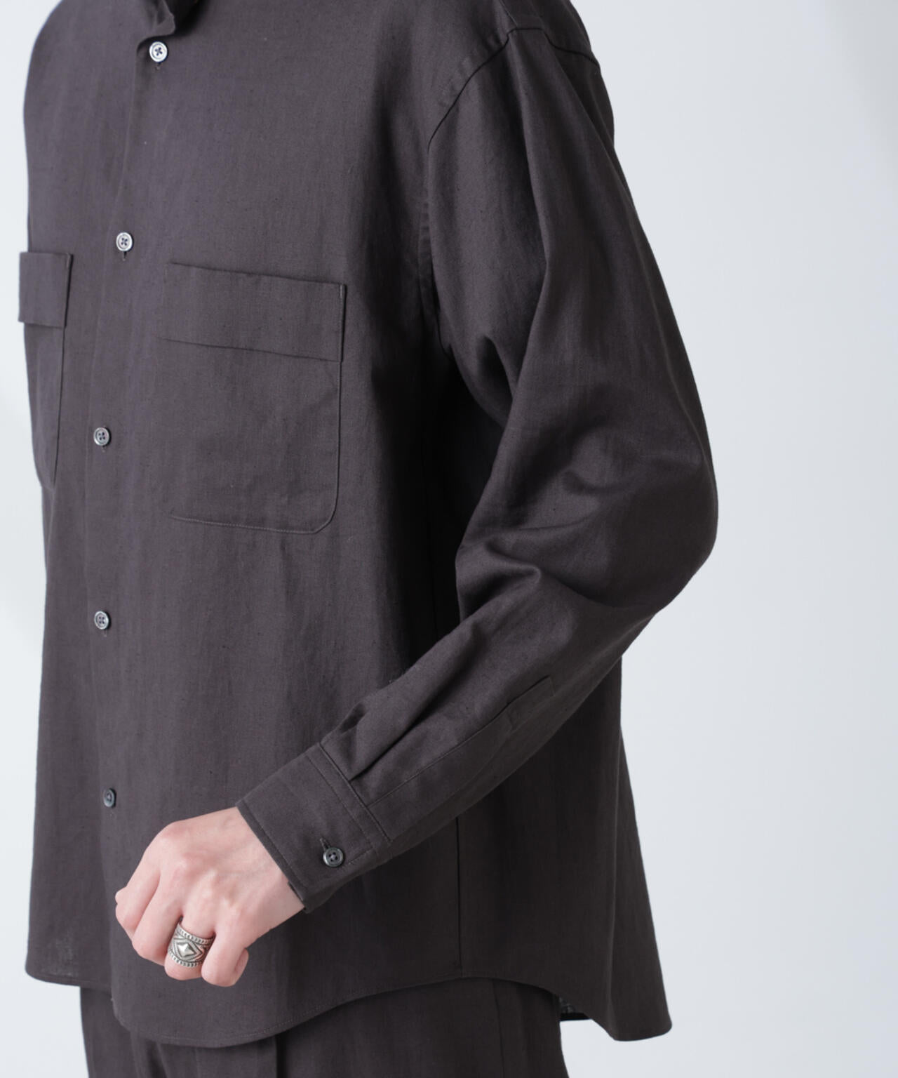 「BELGIUM LINEN FABRICS」リネンコットンスタンドカラーシャツ 6685120219