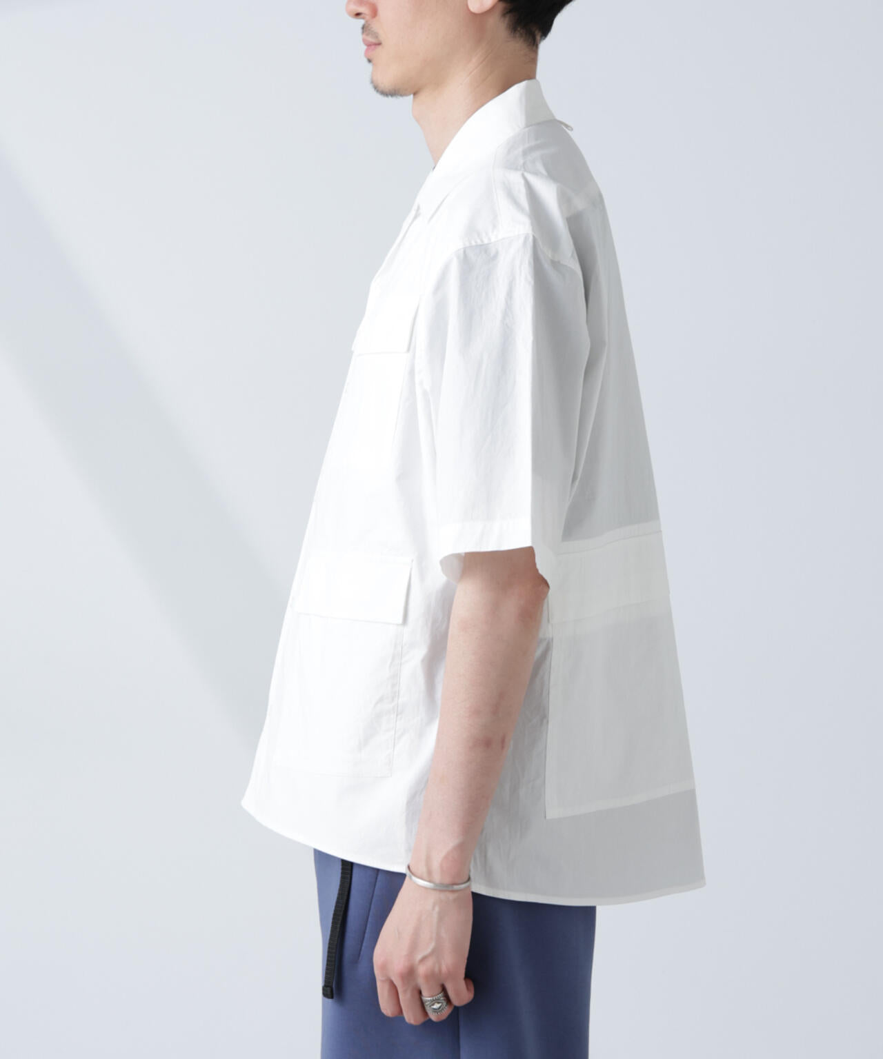 NJ/CLUB」 ユーティリティ マルチポケット シャツ 半袖