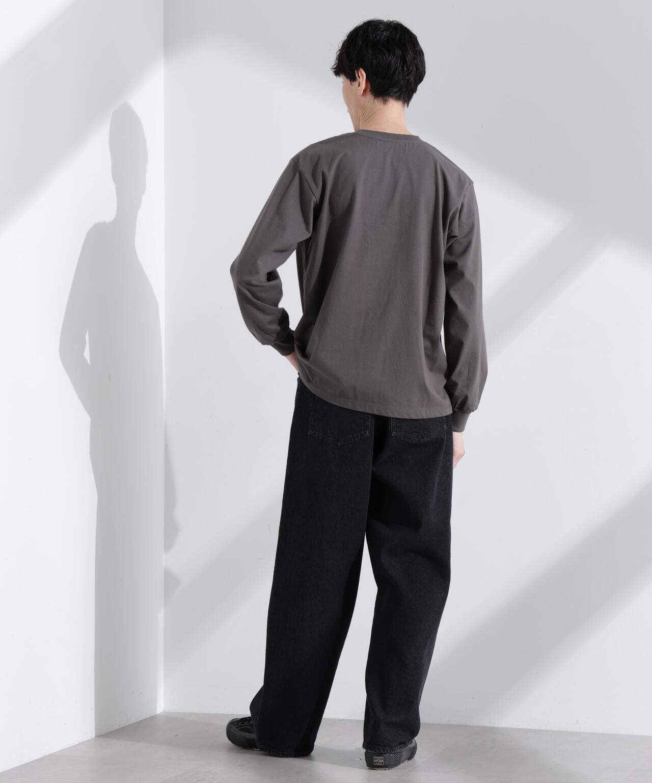 NJ/CLUB｣ ロゴ プリント ロングスリーブ Tシャツ