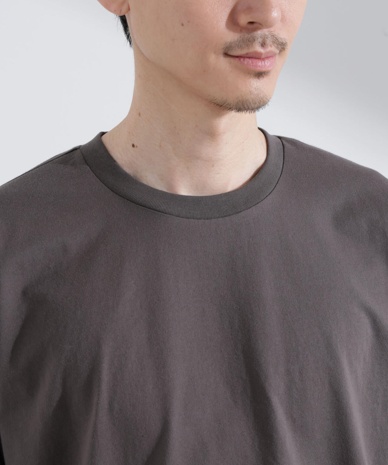 NJ/CLUB｣ ロゴ プリント ロングスリーブ Tシャツ