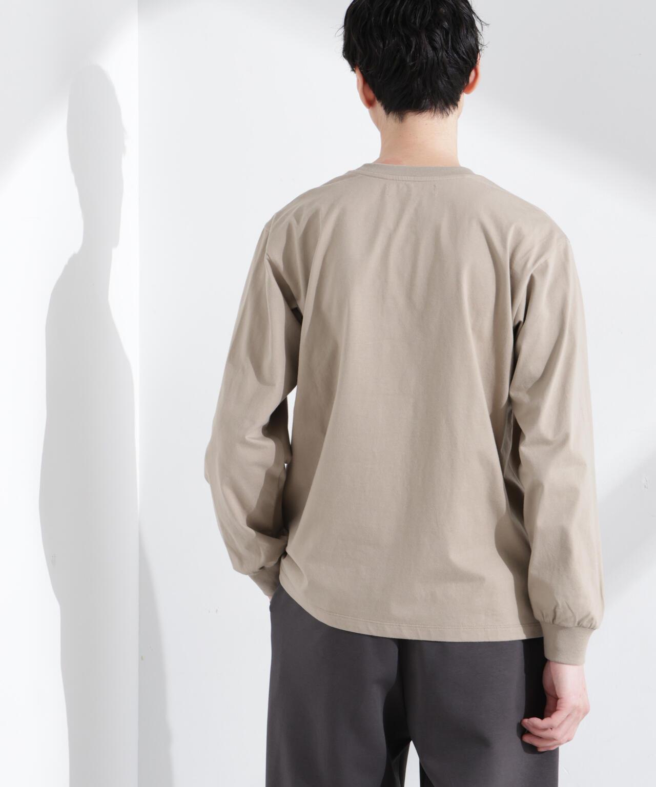 NJ/CLUB｣ ロゴ プリント ロングスリーブ Tシャツ