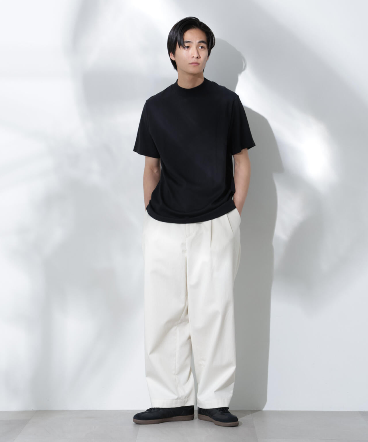Anti Soaked(R)  汗染み防止 モックネックレギュラーシルエットTシャツ 6685124204