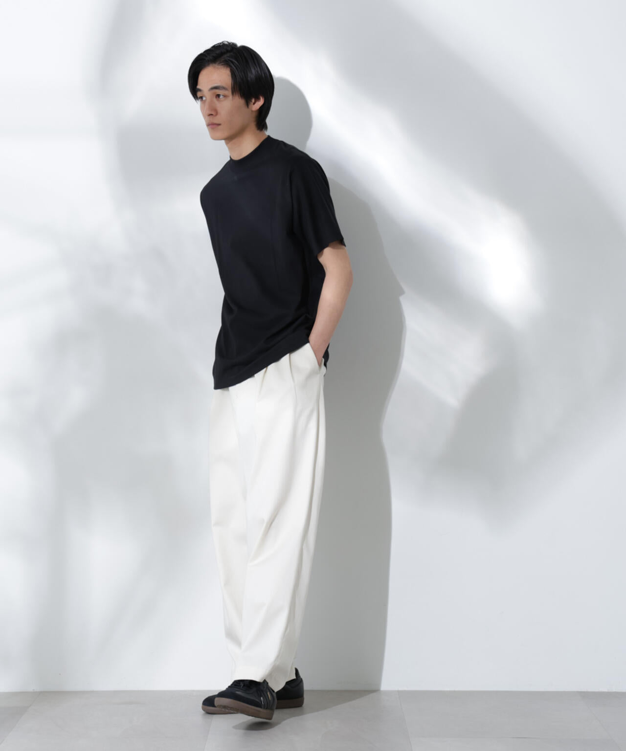 Anti Soaked(R)  汗染み防止 モックネックレギュラーシルエットTシャツ 6685124204