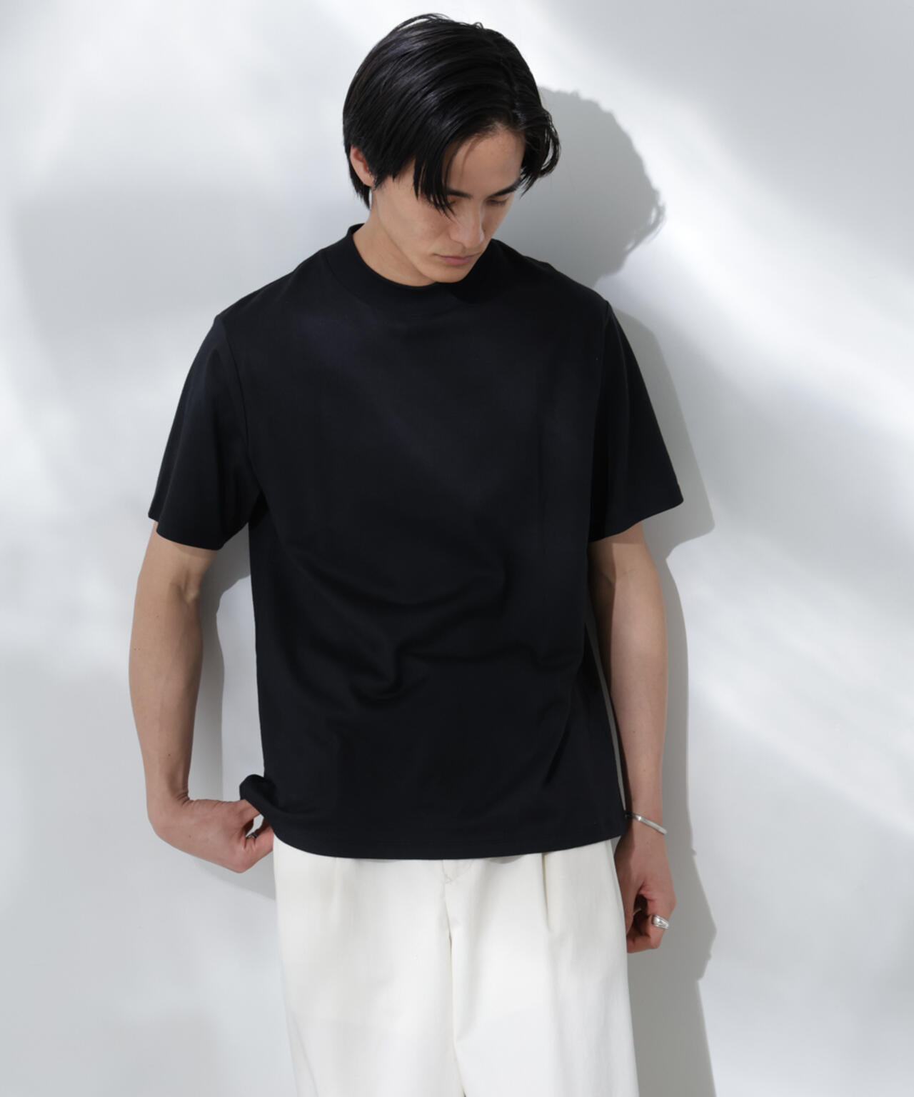 Anti Soaked(R)  汗染み防止 モックネックレギュラーシルエットTシャツ 6685124204