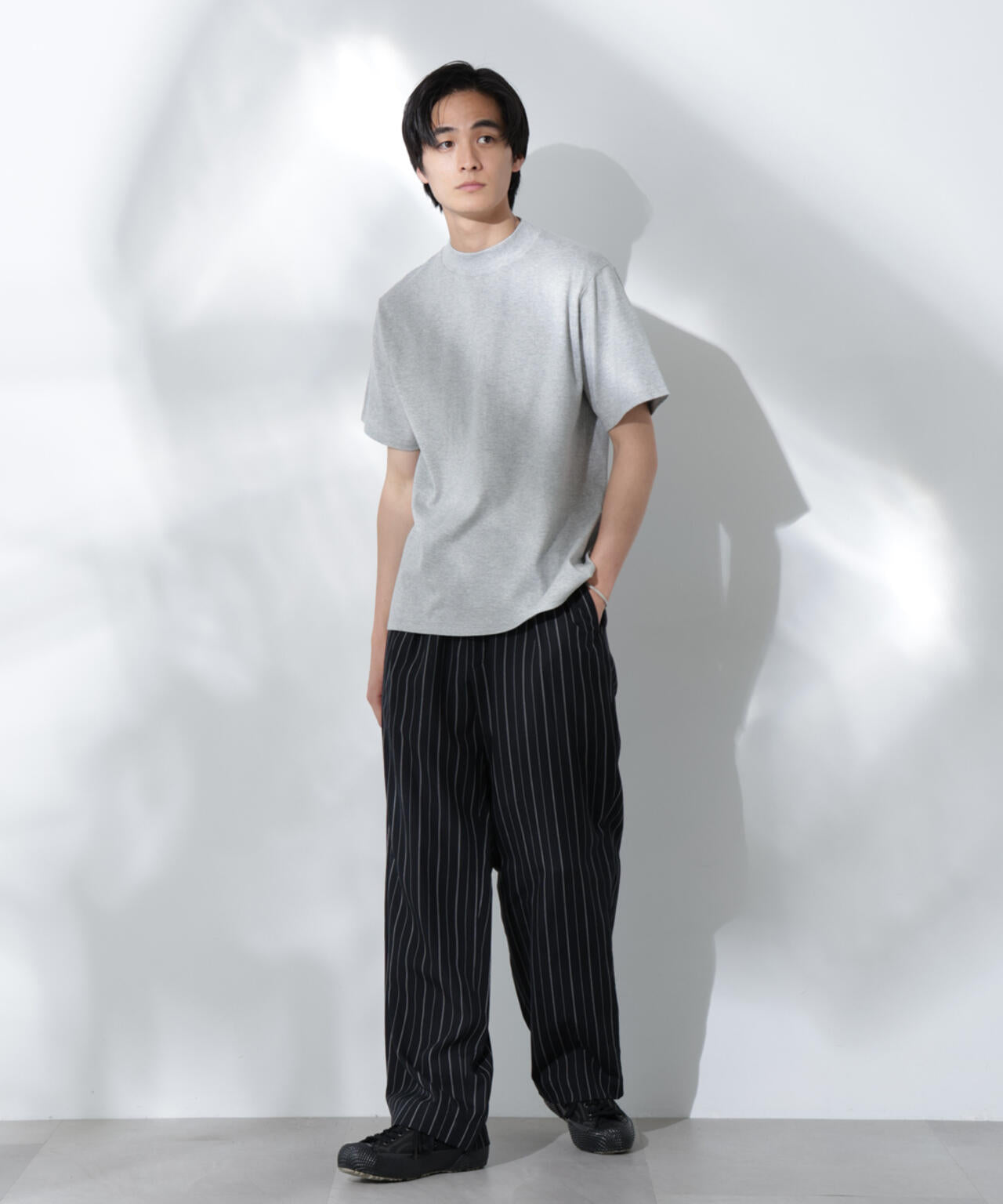 Anti Soaked(R)  汗染み防止 モックネックレギュラーシルエットTシャツ 6685124204