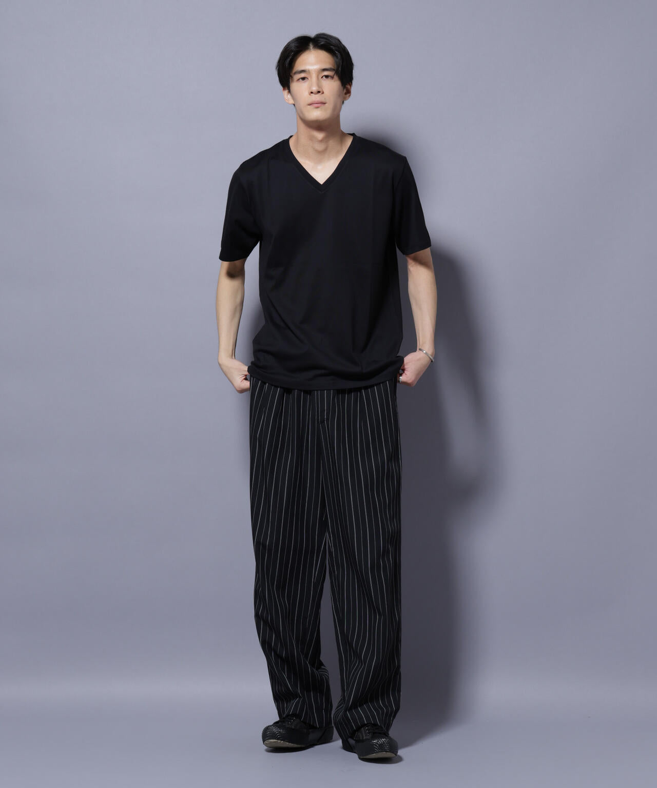 WEB限定／Anti Soaked(R) 汗染み防止 Vネック レギュラーシルエットTシャツ WEB限定/Anti Soaked(R) 汗染み防止 Vネック レギュラー