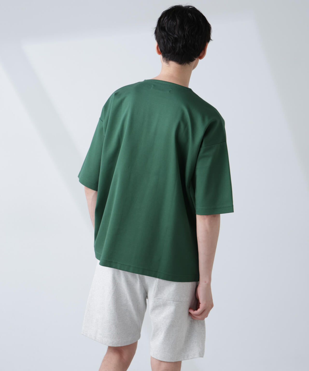 NJ/CLUB」モクロディ ボートネック ビッグTシャツ