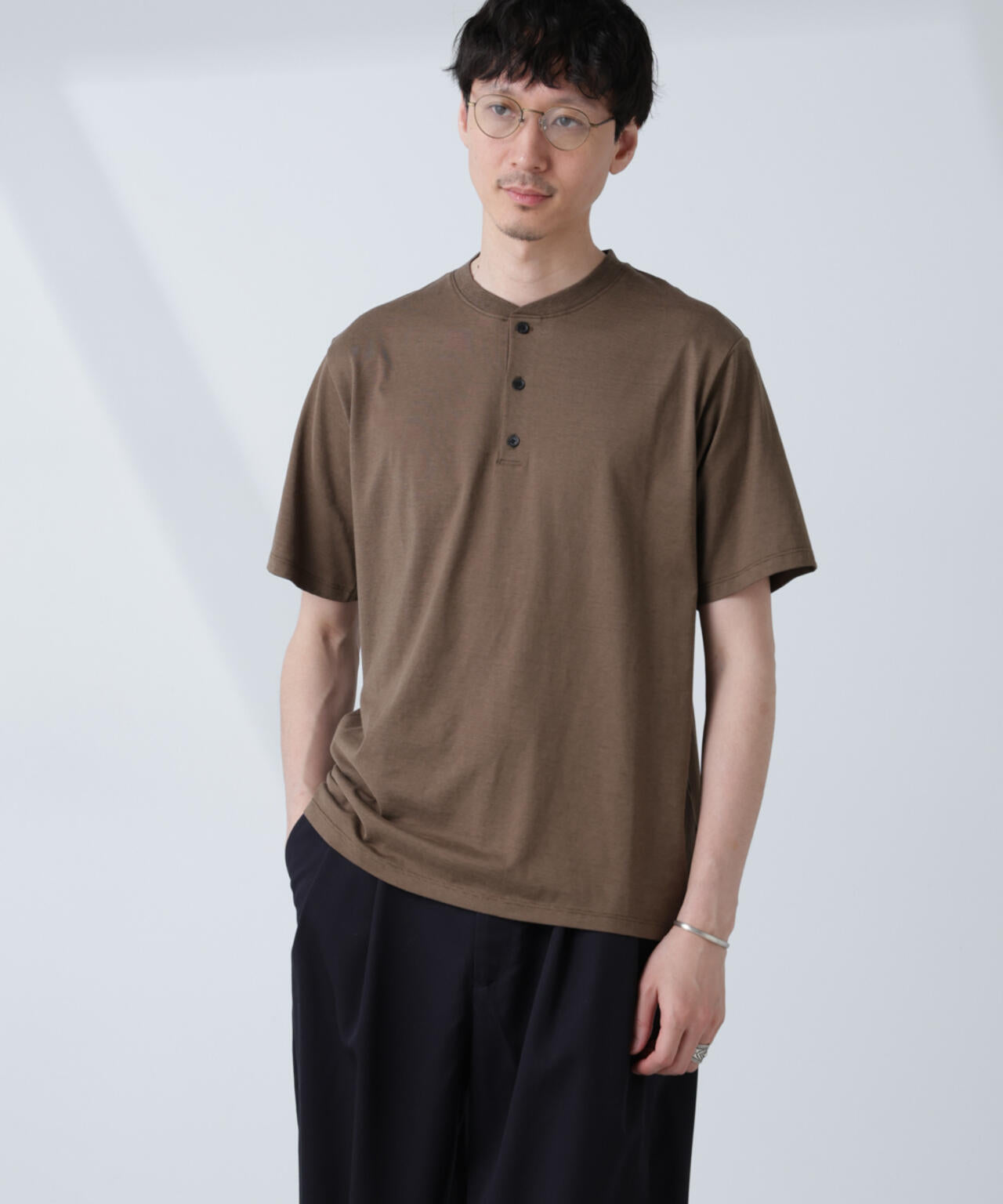 ソラーロライト ストレッチ ヘンリーネック Tシャツ（セットアップ可）