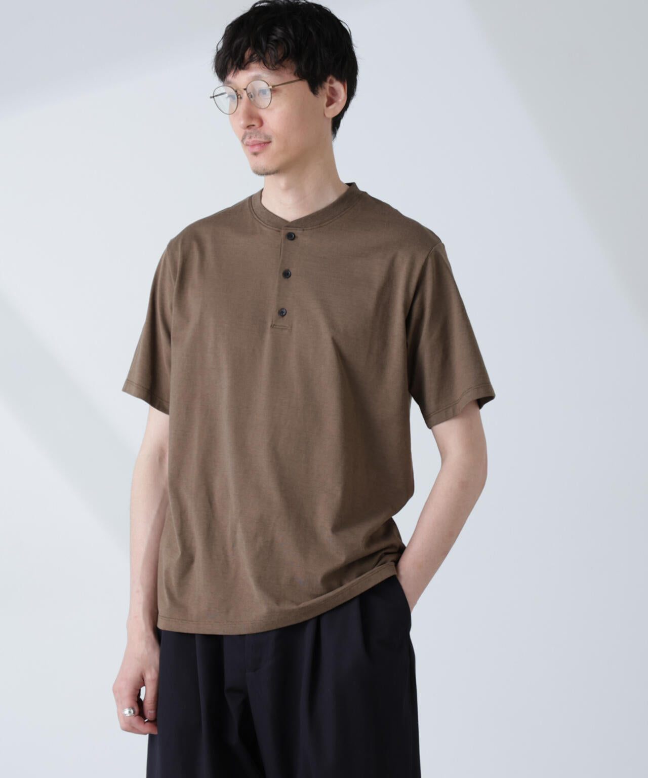 【ロズ】PRY レイヤードUネックTシャツ ブラウン サイズ1 ロズ様専用】PRY レイヤードUネックTシャツ ブラウン サイズ1 - メルカリ