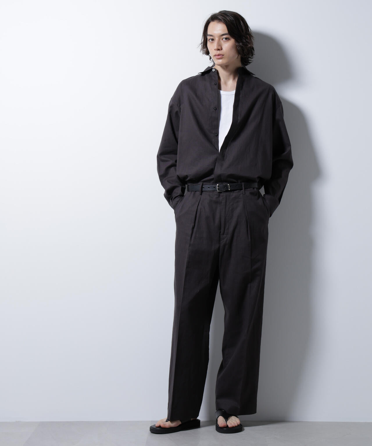 BELGIUM LINEN FABRICS」リネンコットンストレートパンツ