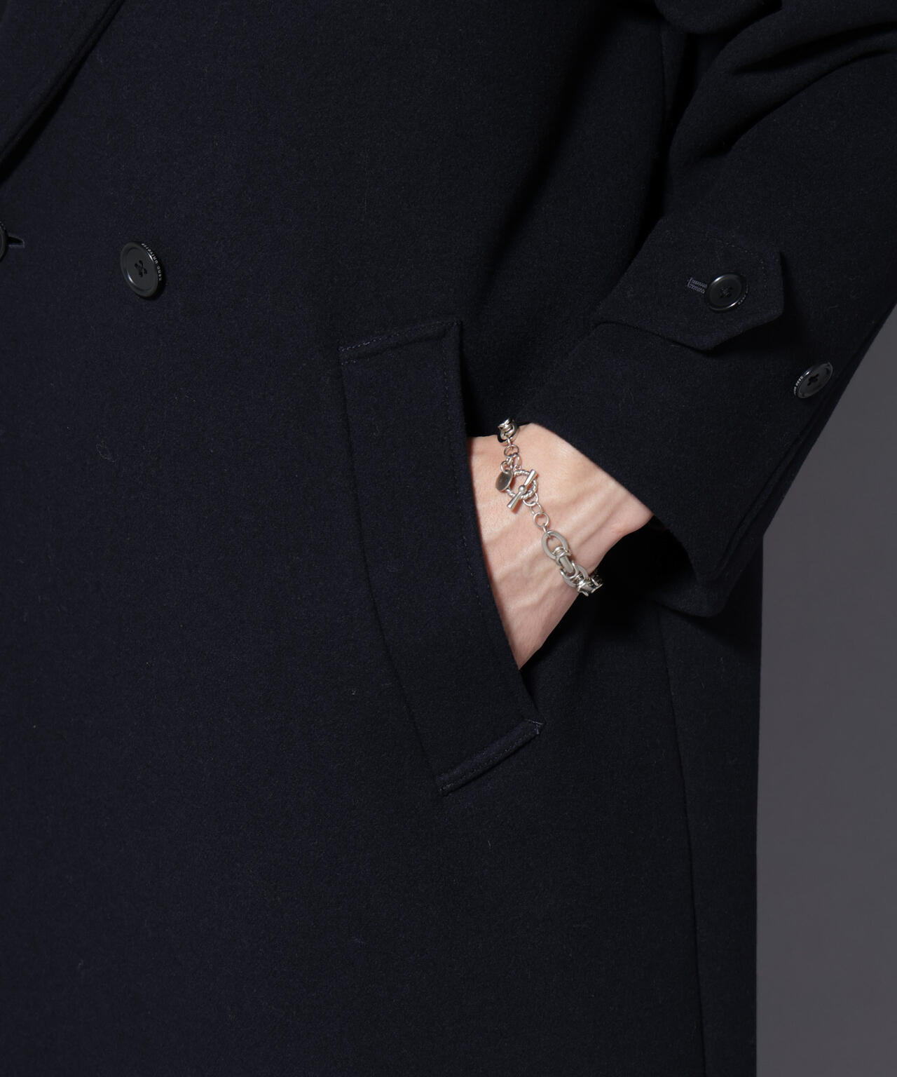 ウールカシミヤメルトンダブルコート 6685211204