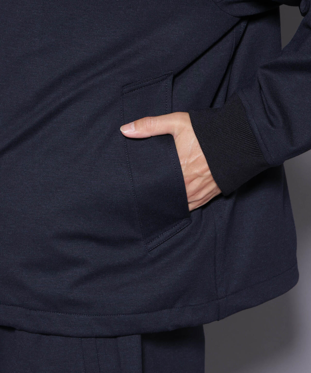 DELEGANTE TECH+ バルーンブルゾン 6685212208