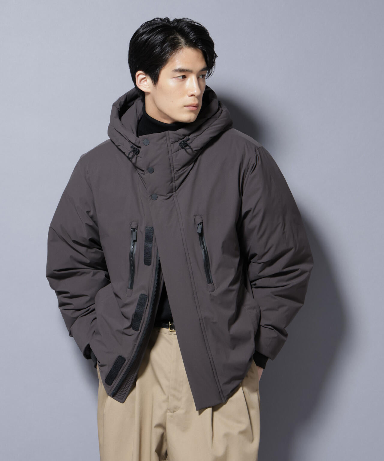 西川ダウン(R)」SOLOTEXショートダウン