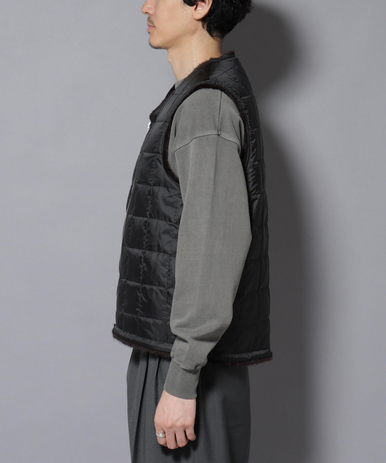 西川ダウン(R)｣ FUSIONSYSTEMフェイクファーベスト