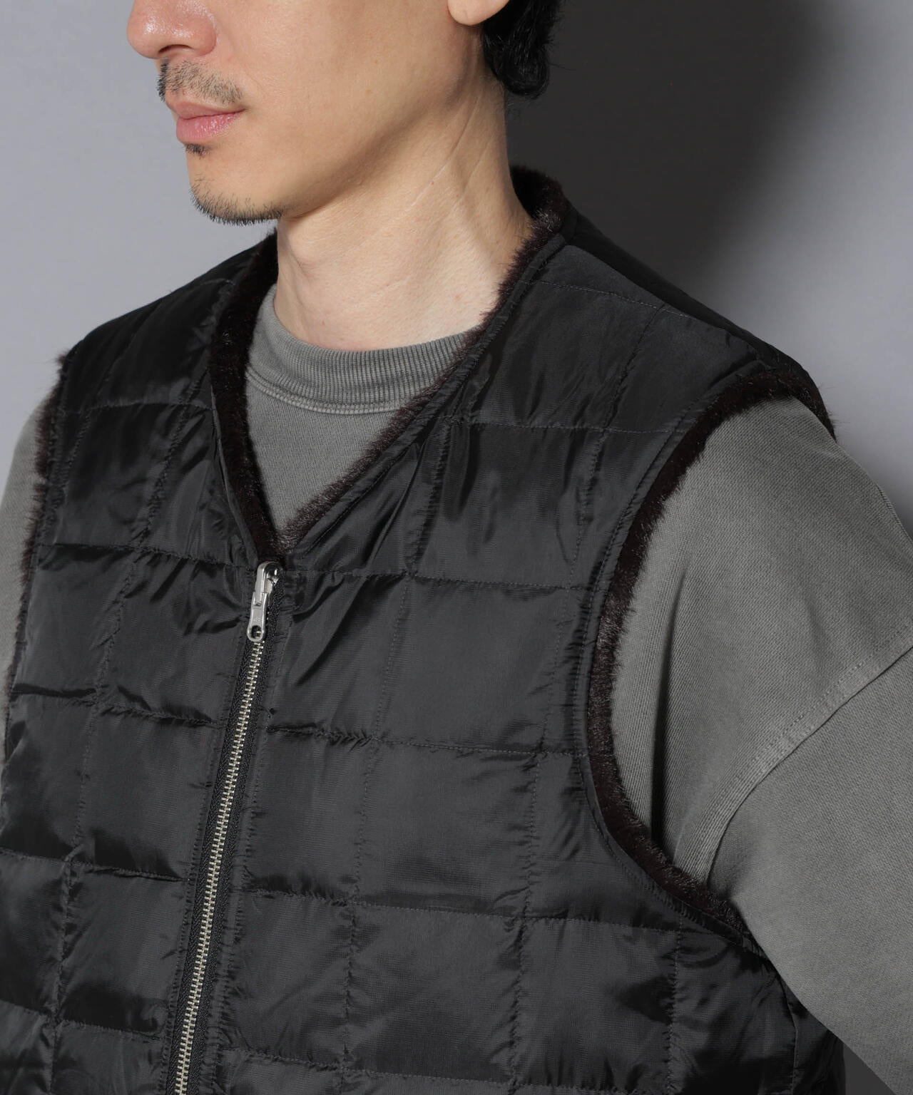 ナノユニバース（NANO universe）/「西川ダウン(R)」 FUSIONSYSTEMフェイクファーベスト 西川ダウン(R)｣ FUSIONSYSTEMフェイクファーベスト