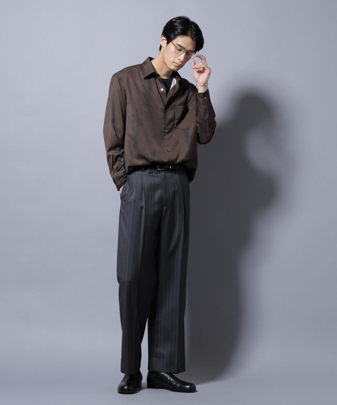 「EDITORIAL PRINT」シルキータッチシャツ 6685220215