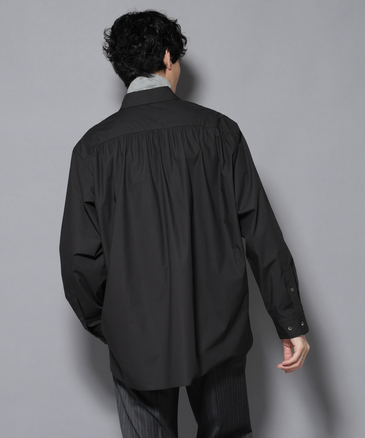 ASSEMBLANC」シルク混ブザムシャツ