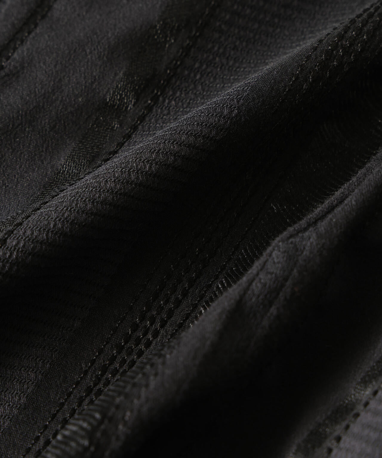 「ASSEMBLANC」タクタイルクロスフリルシャツ 6685220224