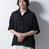 ブラック
