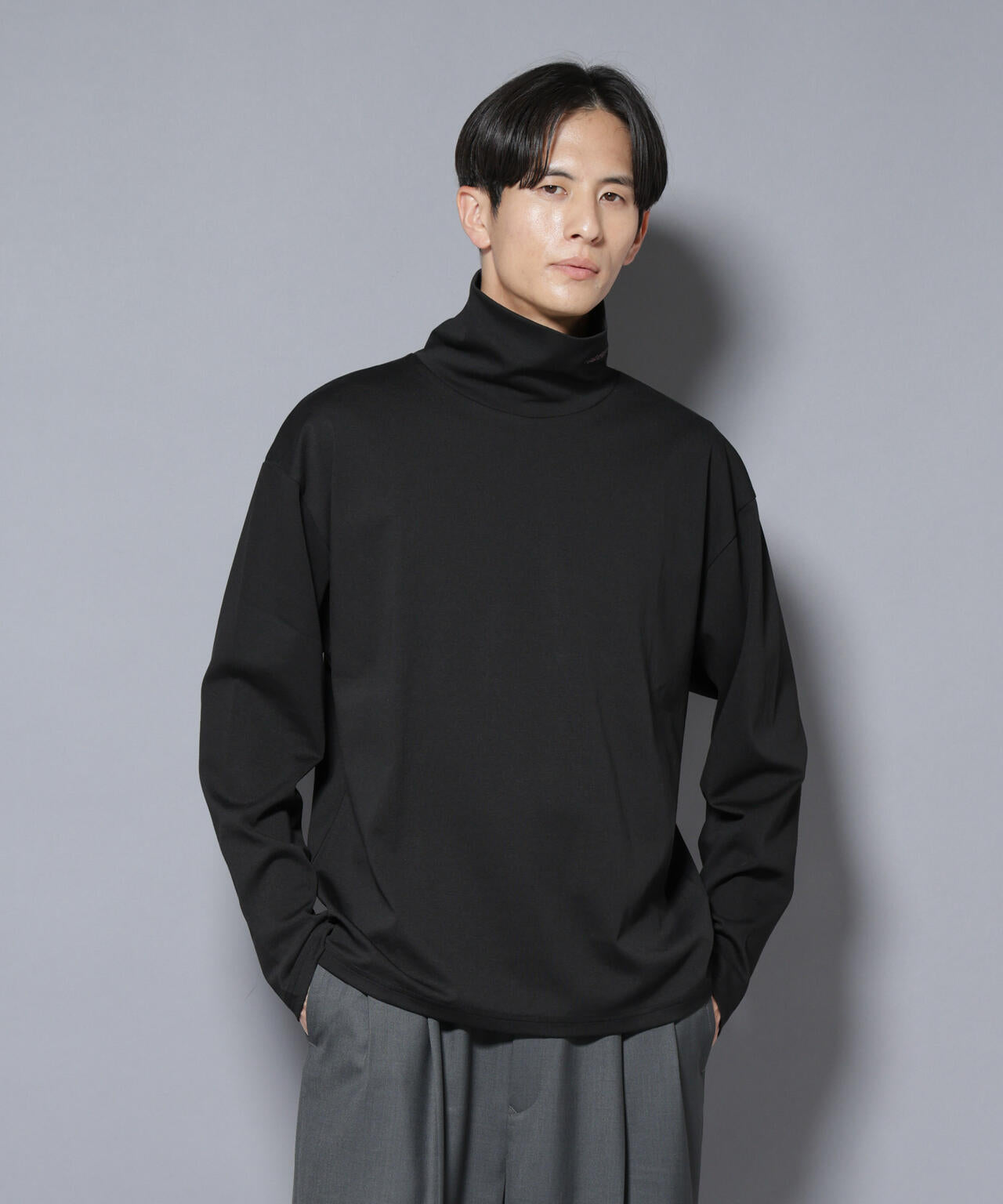 NJ/CLUB｣ ポンチタートルネック