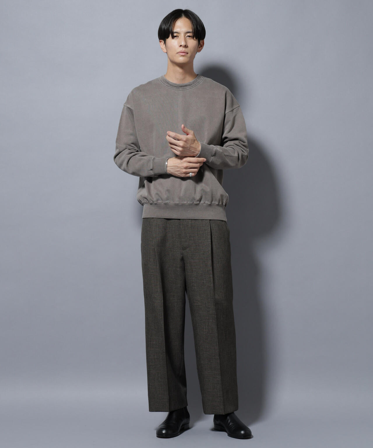 P.N.Y. グレー クルーネックスウェット P.N.Y. グレー クルーネックスウェット P.N.Y. グレー クルーネック