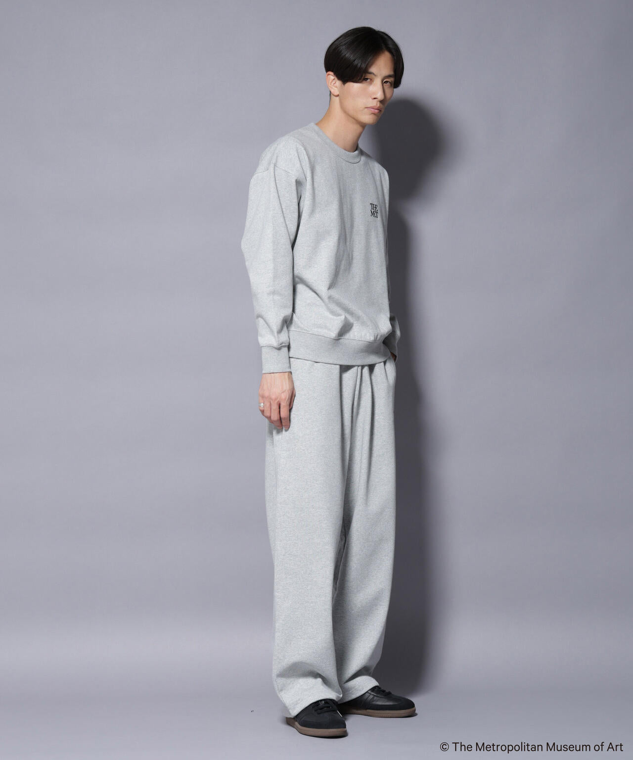 「The Met」ロゴ×アーカイブロゴ刺繍スウェット(セットアップ可) 6685223243