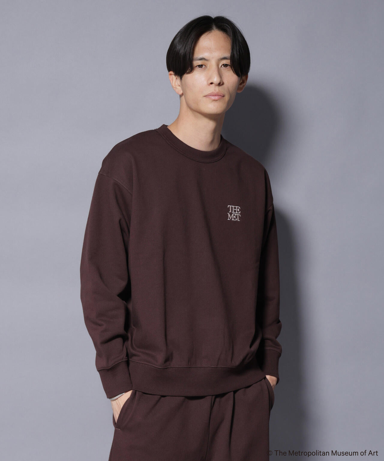 「The Met」ロゴ×アーカイブロゴ刺繍スウェット(セットアップ可) 6685223243