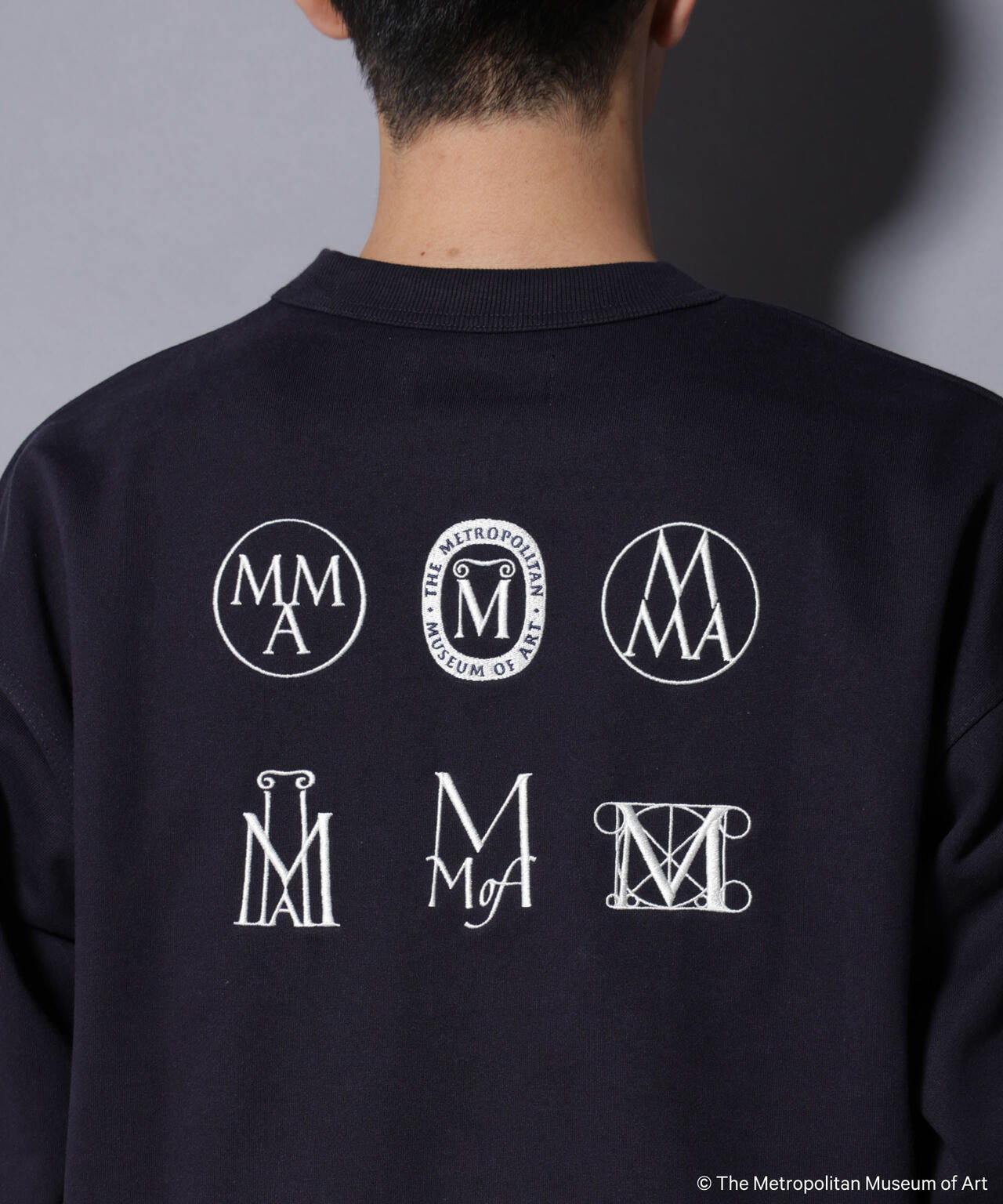 The Met」ロゴ×アーカイブロゴ刺繍スウェット(セットアップ可)