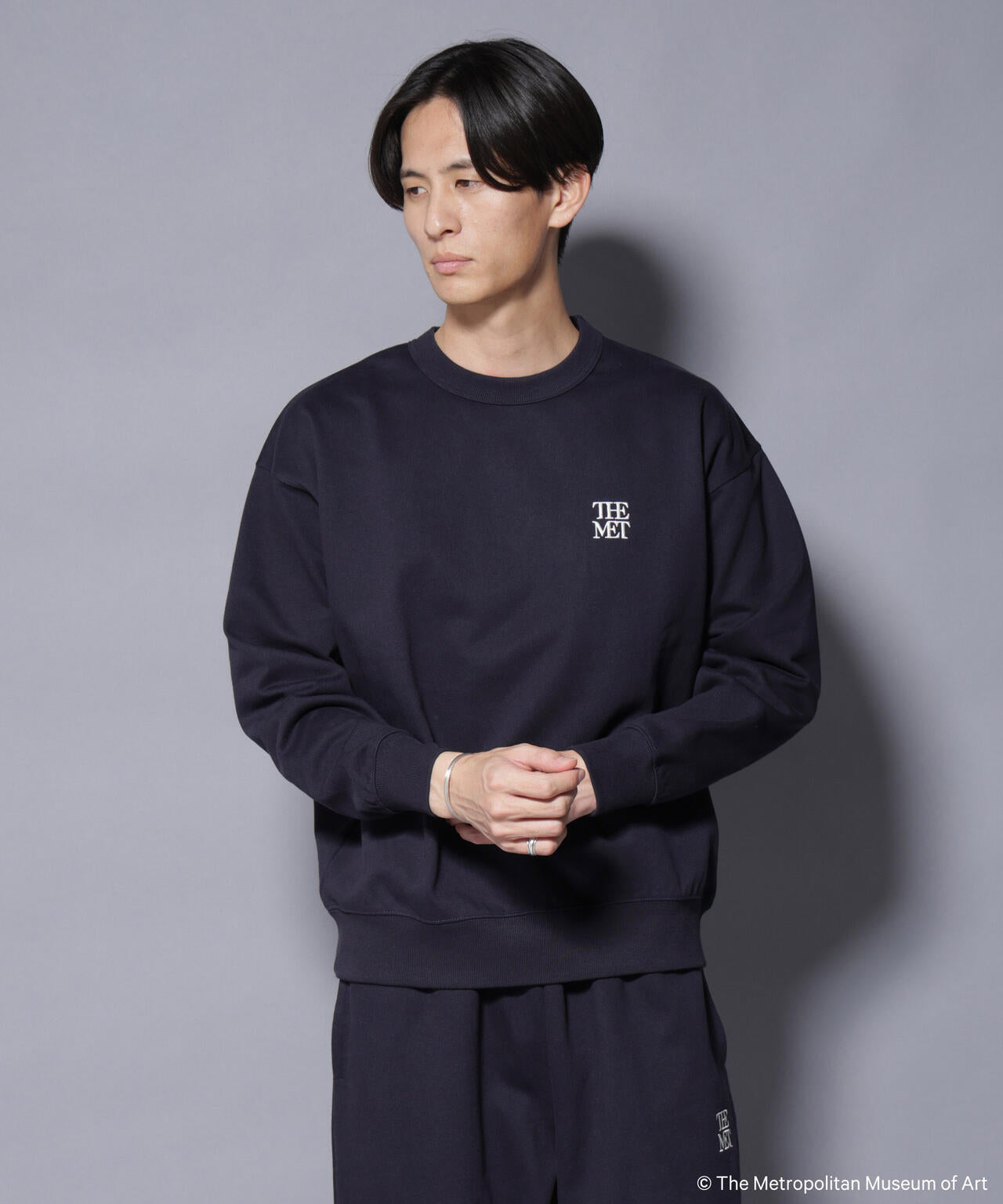 The Met」ロゴ×アーカイブロゴ刺繍スウェット(セットアップ可)