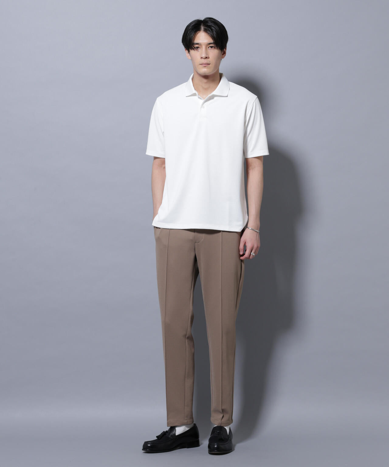 【新品未使用】kolor BEACON  /イージースラックス/グレー/サイズ3 楽天市場】Kolor（ズボン・パンツ｜メンズファッション）の通販