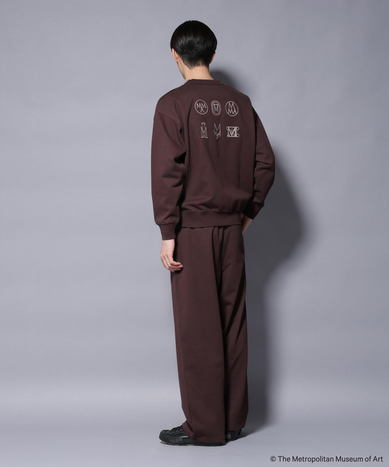 The Met」ロゴ刺繍 2WAYワイドスウェットパンツ（セットアップ可）