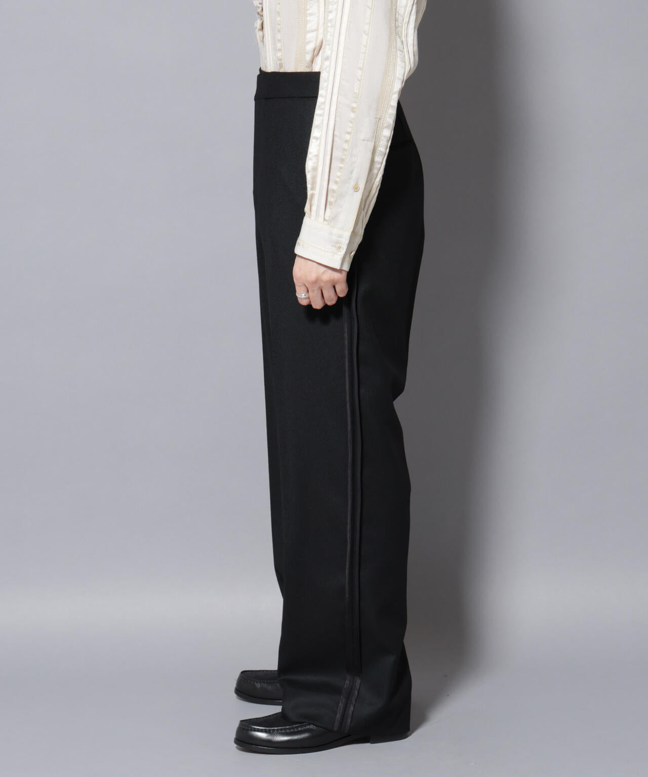 「ASSEMBLANC」インサイドアウトセレモニーパンツ 6685227241