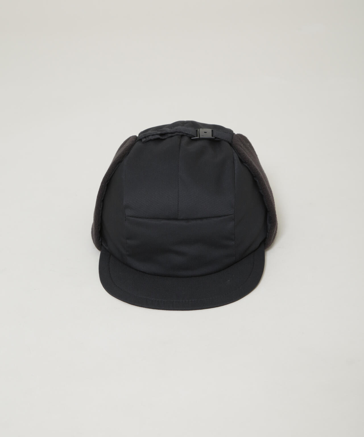 NJ/CLUB」イヤーフラップキャップ