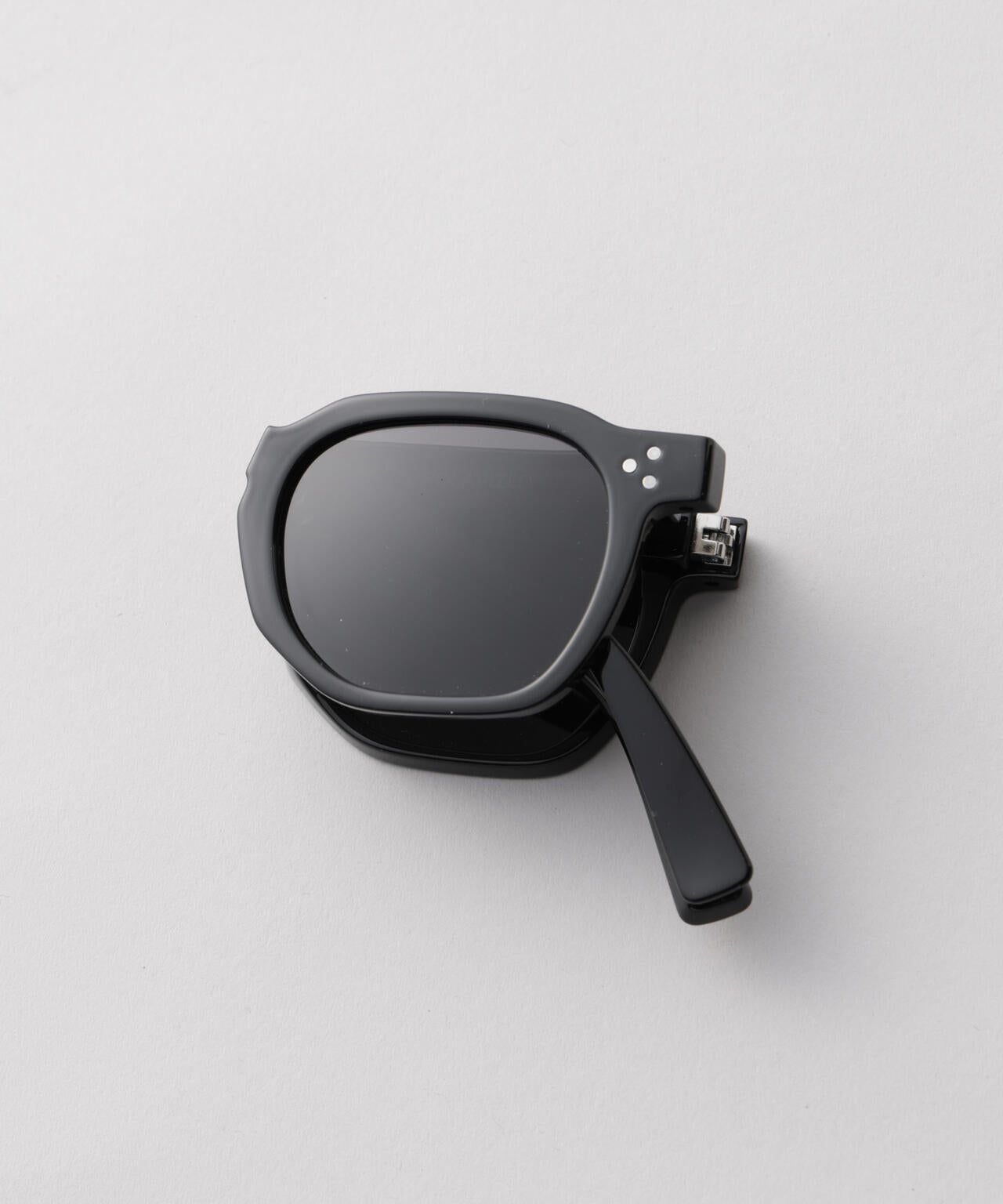 アイウェア/オクタゴン型 折り畳み式サングラス 6685240206