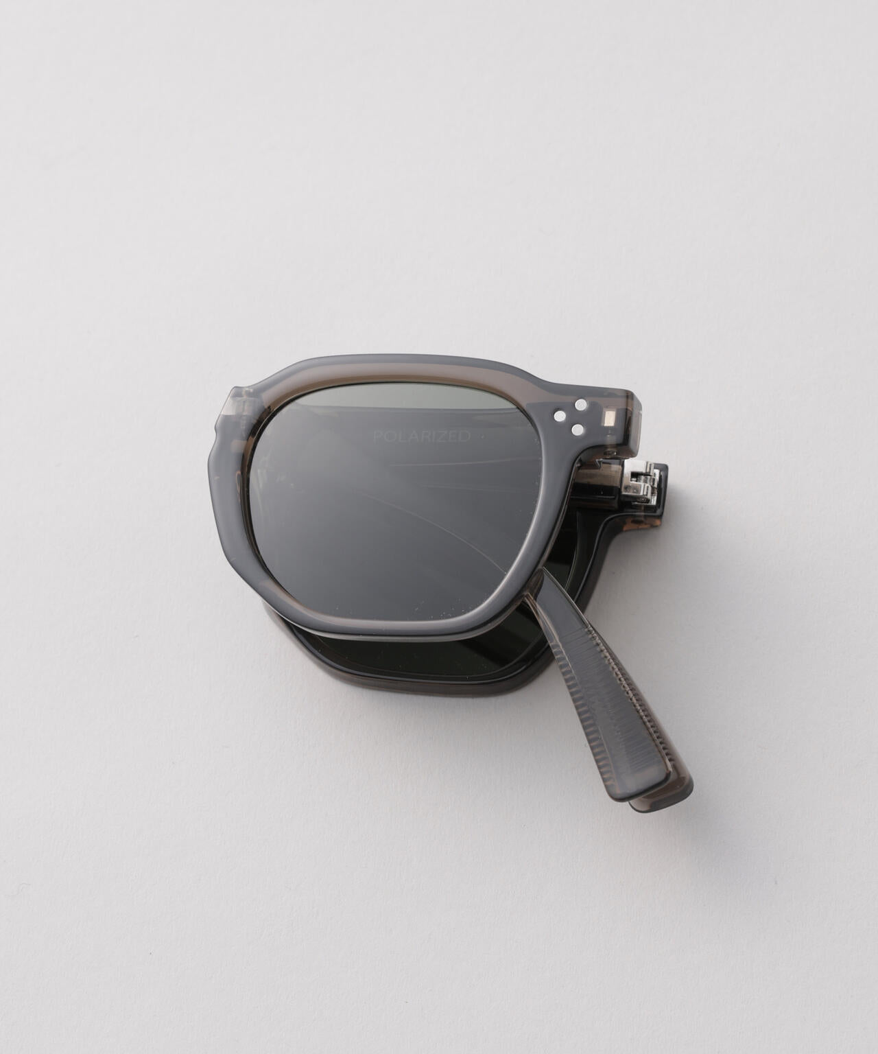 アイウェア/オクタゴン型 折り畳み式サングラス 6685240206