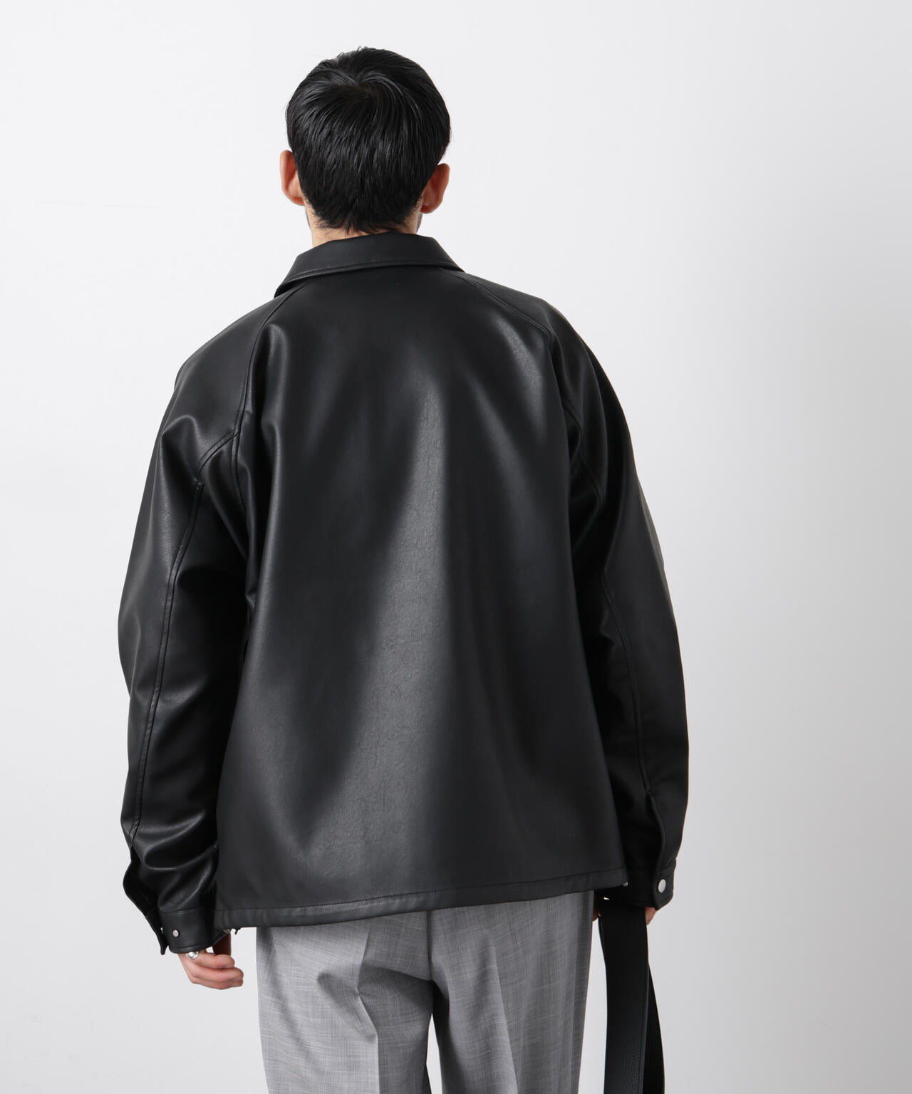 フェイクレザーリラックスコーチジャケット 6686112210