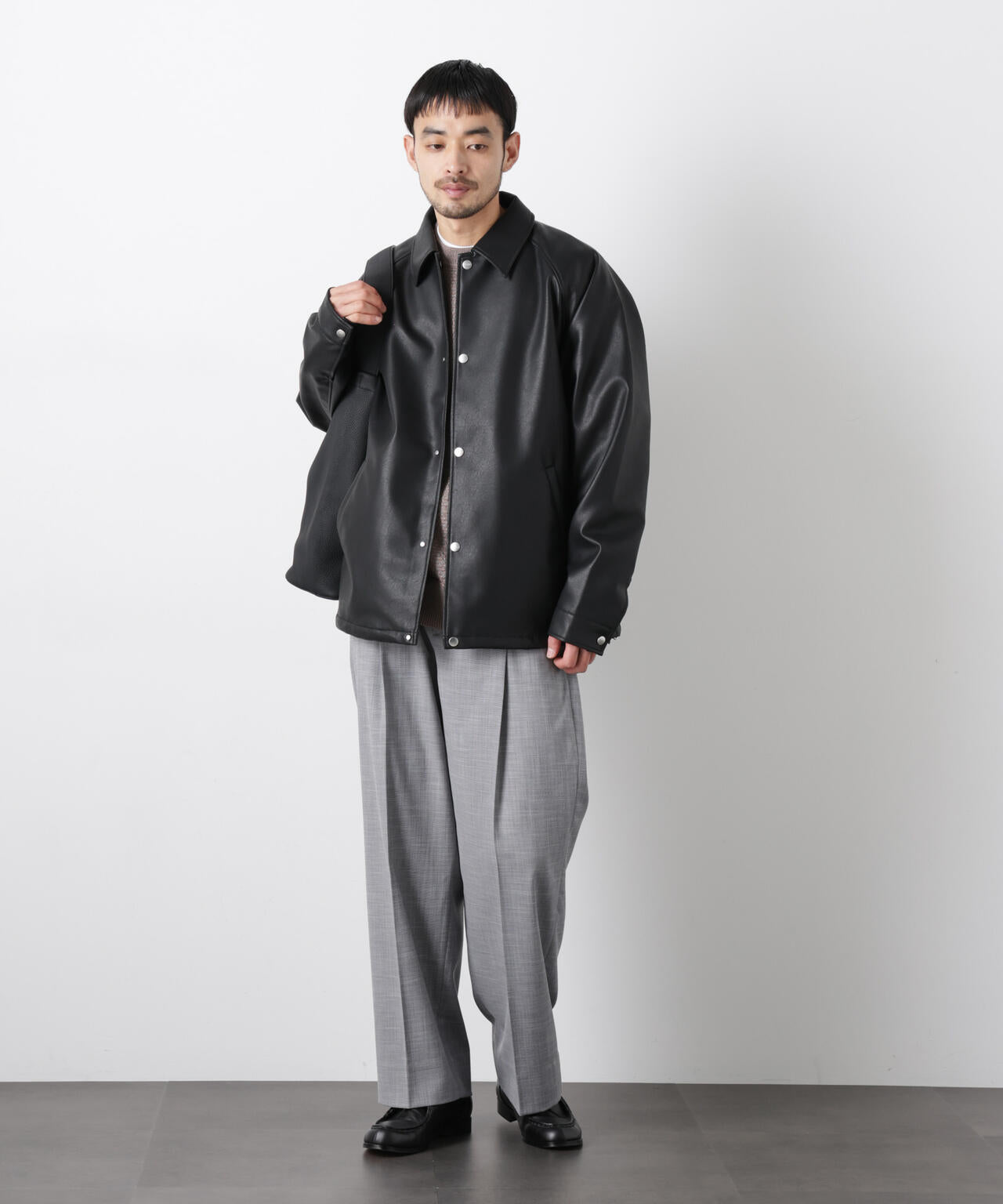 フェイクレザーリラックスコーチジャケット 6686112210