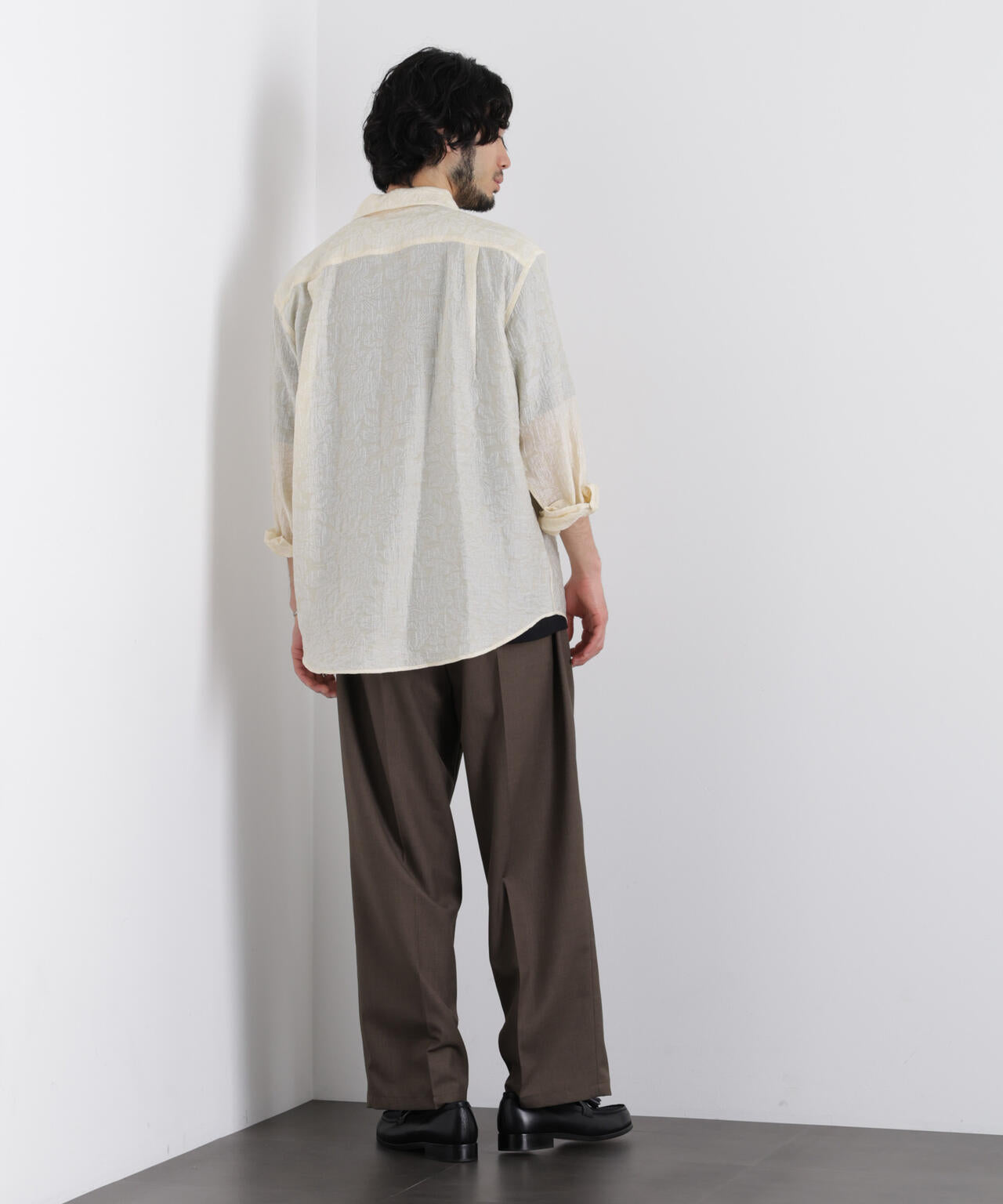 サイレントフラワージャガード オーバーシャツ 6686120205