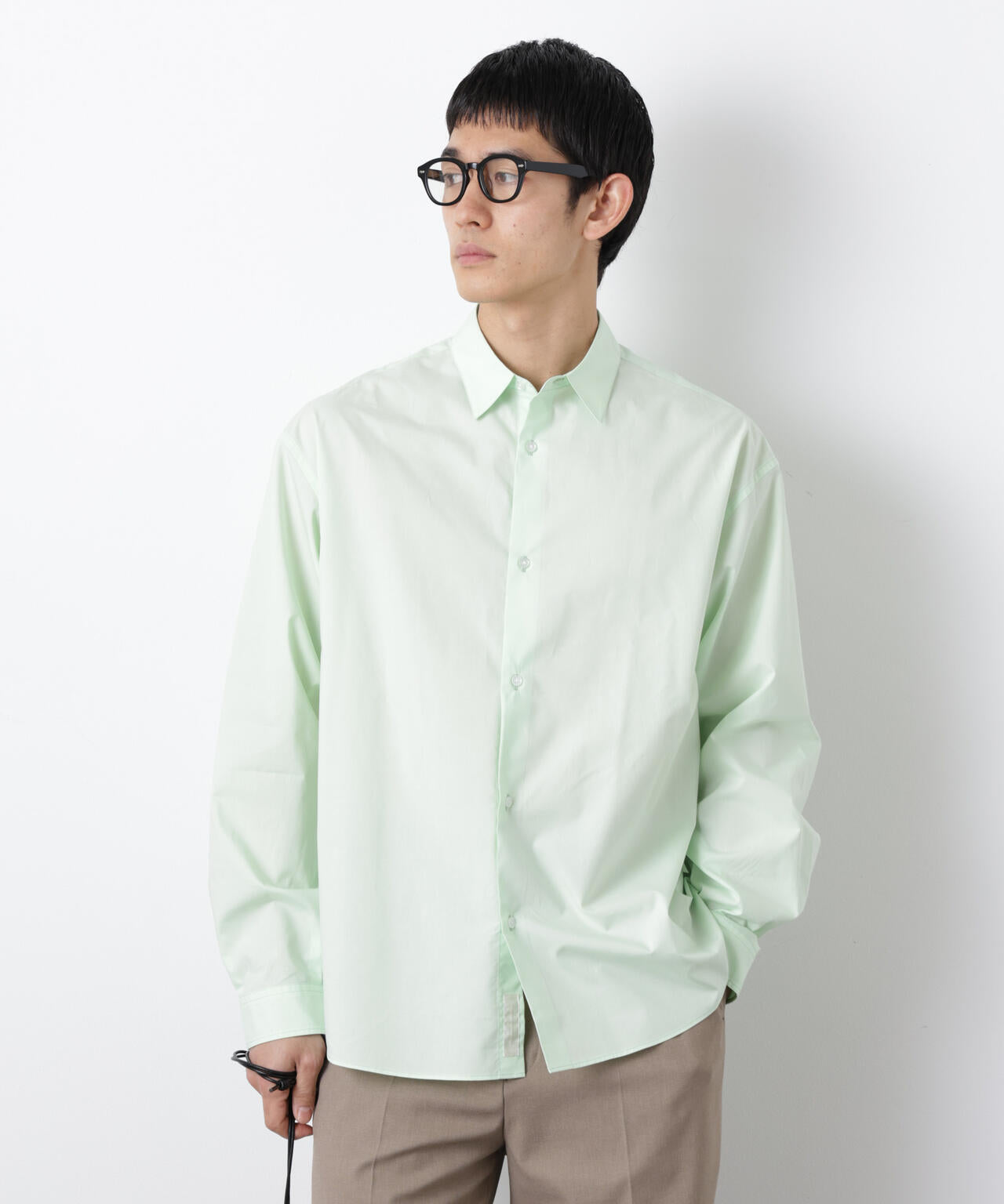 VERDY 長袖シャツ XL ホワイト/グリーン 大人のワイドシャツ」レギュラーカラー 長袖
